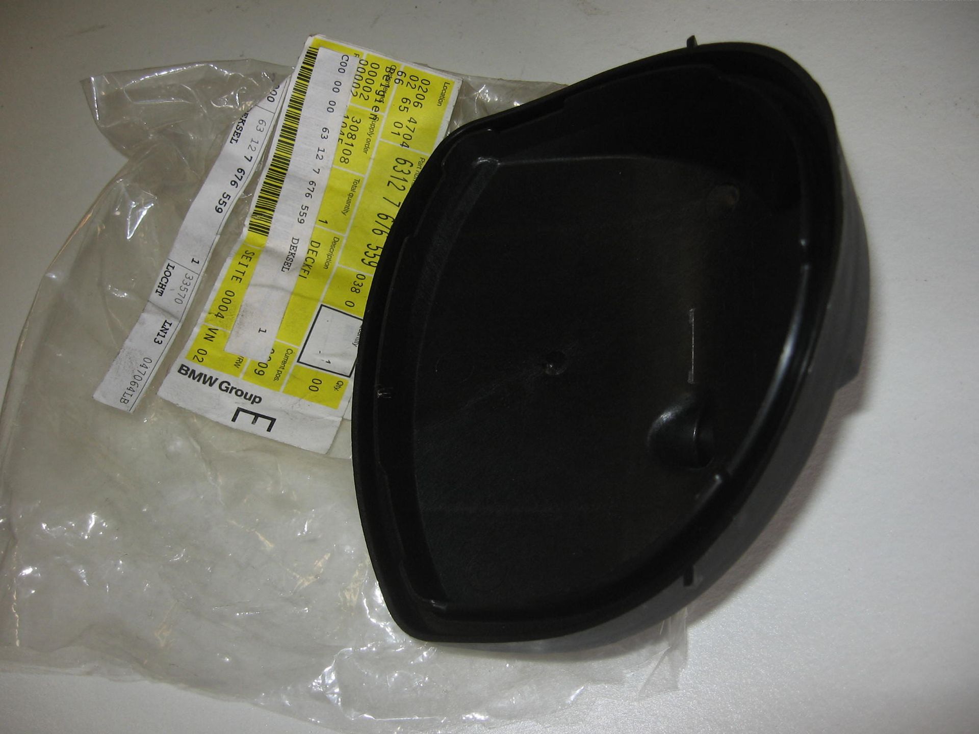 deksel achter koplamp // k1200 	oem		63 12 7 676 559	63127676559