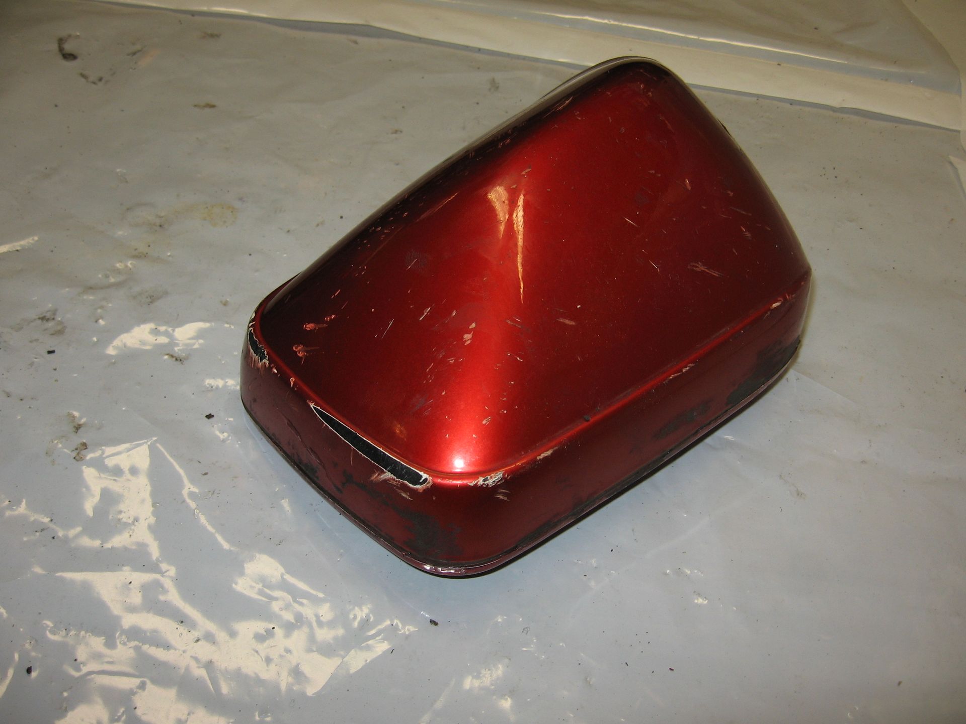 Linker spiegel met kap rood (675)	k75rt	46631455000 , 46632325829 , 46631456751
