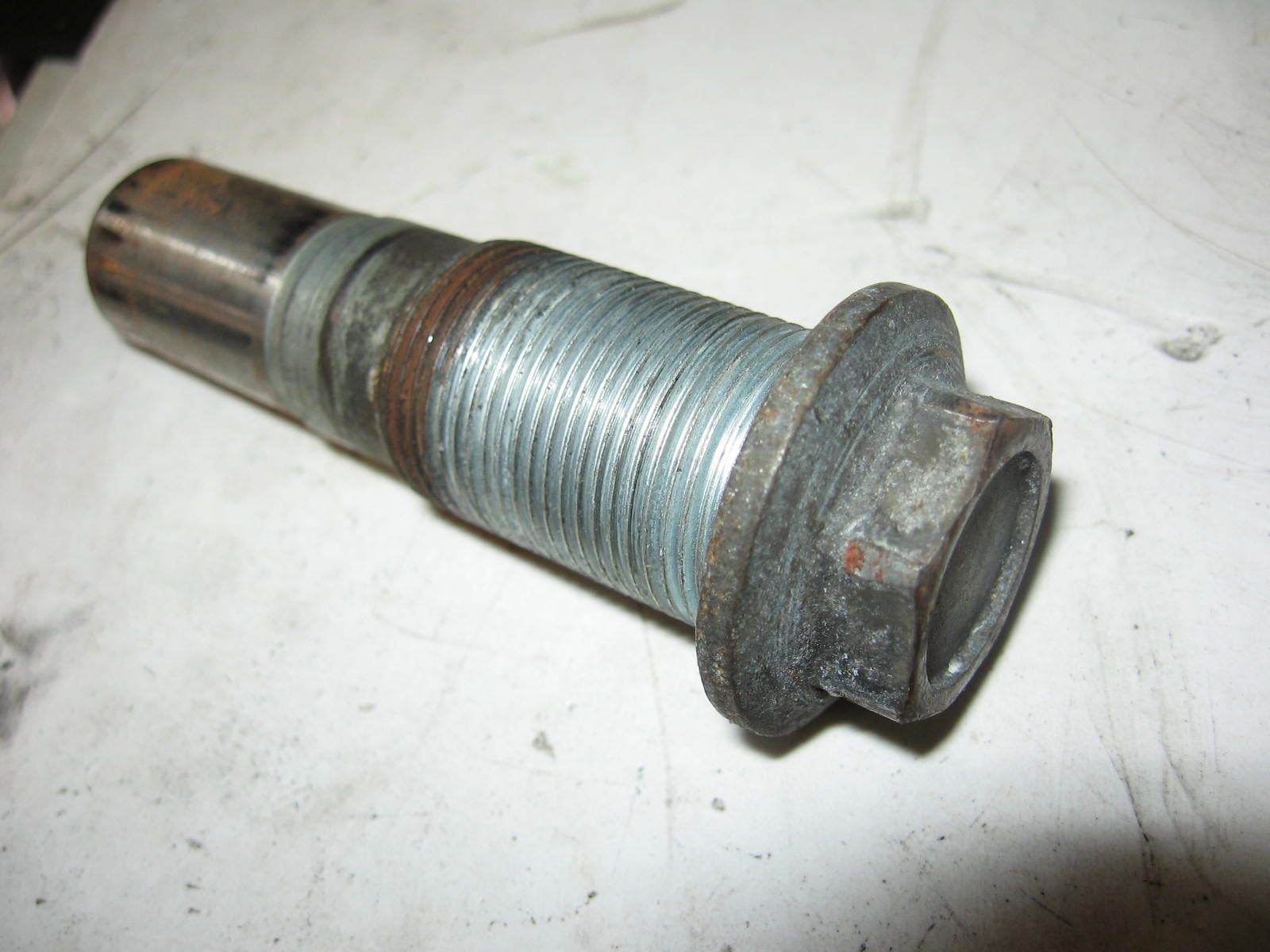 achterbrugbout links	cbx550fII	90221-ma6-000
