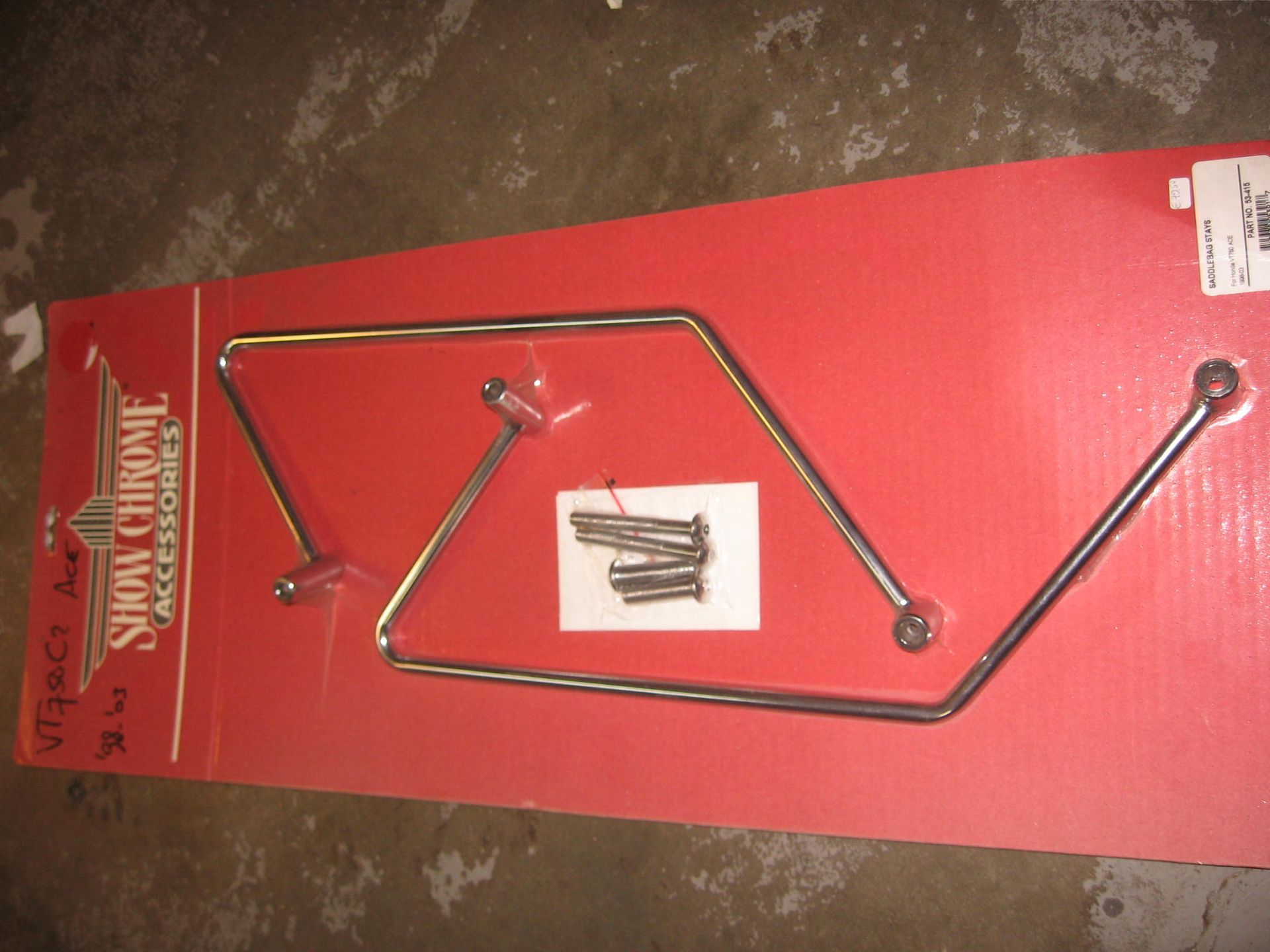 Tasafhouders , tassteunen , saddlebag stays  / vt7510c2 1998-03	met bouten 	big bike parts	show chrome 53-415