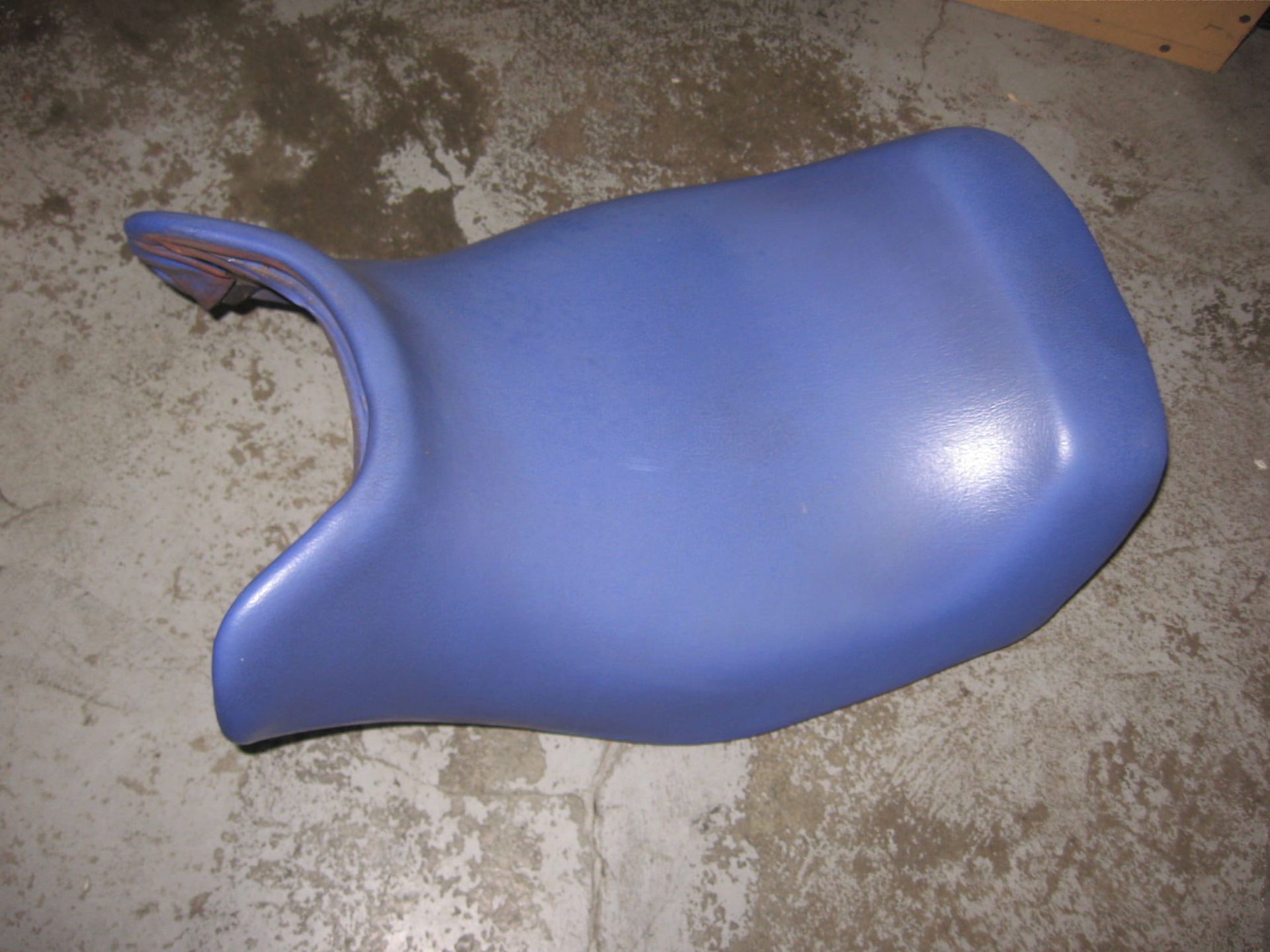 zadel bestuurde 	Gsx600f 1988-97	45100-19c00	45111-19c00