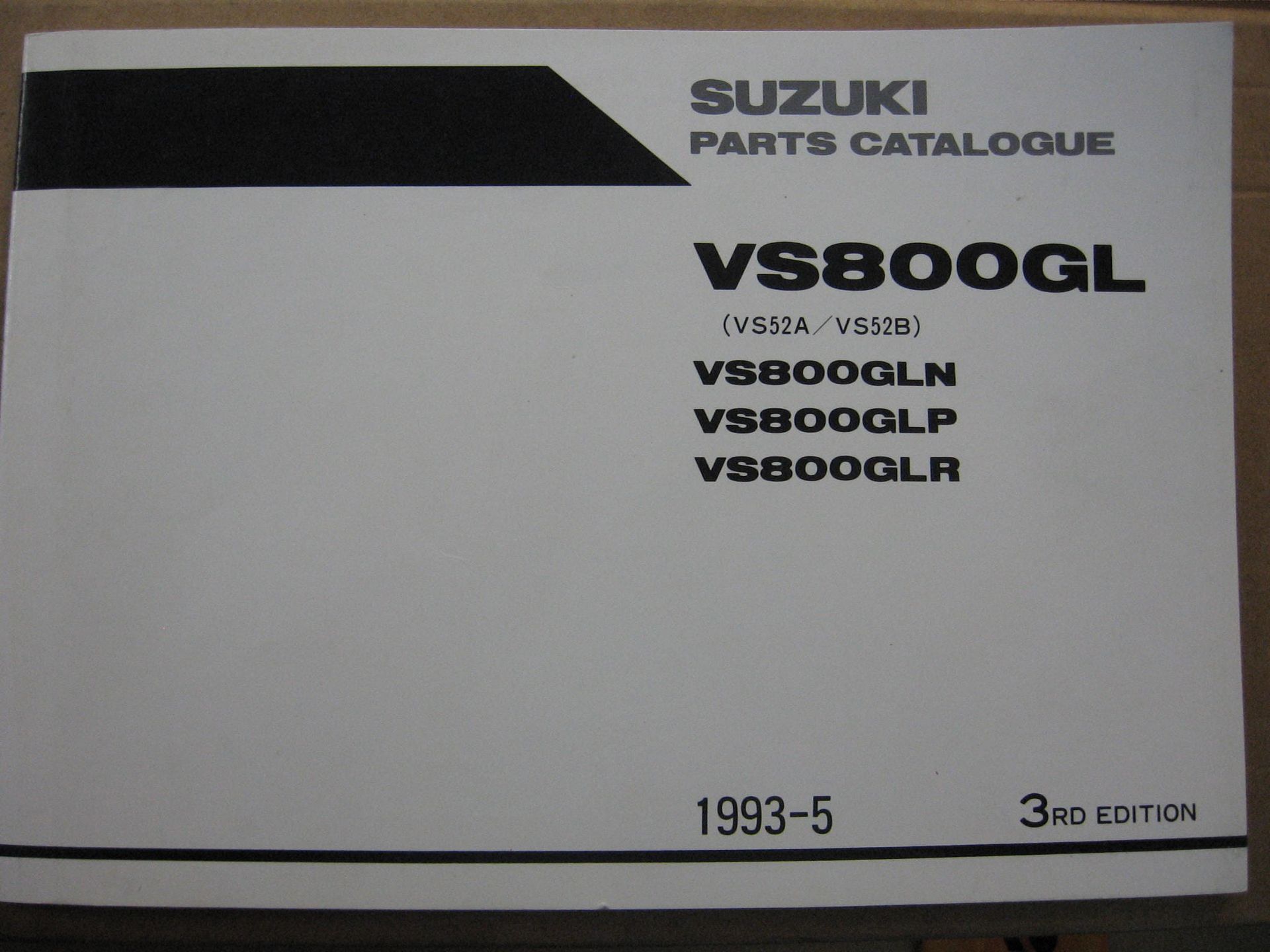 suzuki origineel parts catalog / manual  uit 1993-5 3e editie 	VS800GLN P R 1992-1994	,VS52A/VS52B,	9900 B-30088-020