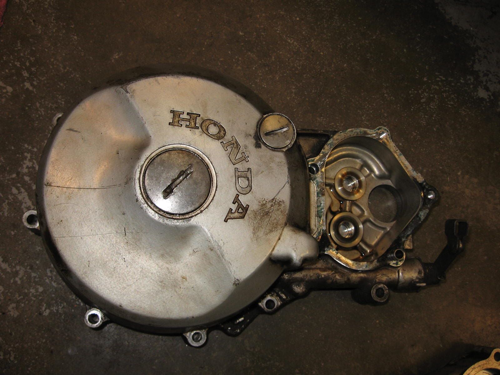 blokdeksel links , dynamodeksel 	Xbr500 	11341-mk4-600