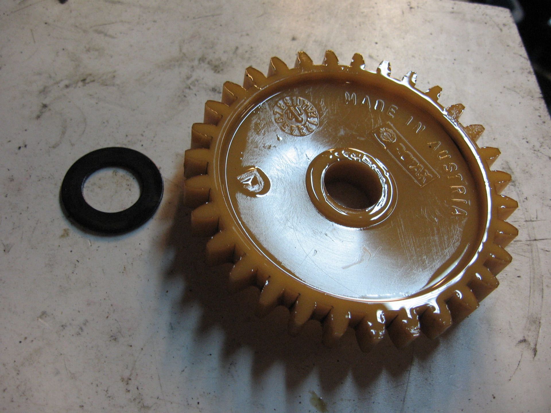 Gearwheel , kunstof , oliepomp aandrijving , F650gs 99-08 , dakar 00-07, f650, g650	11412343110 