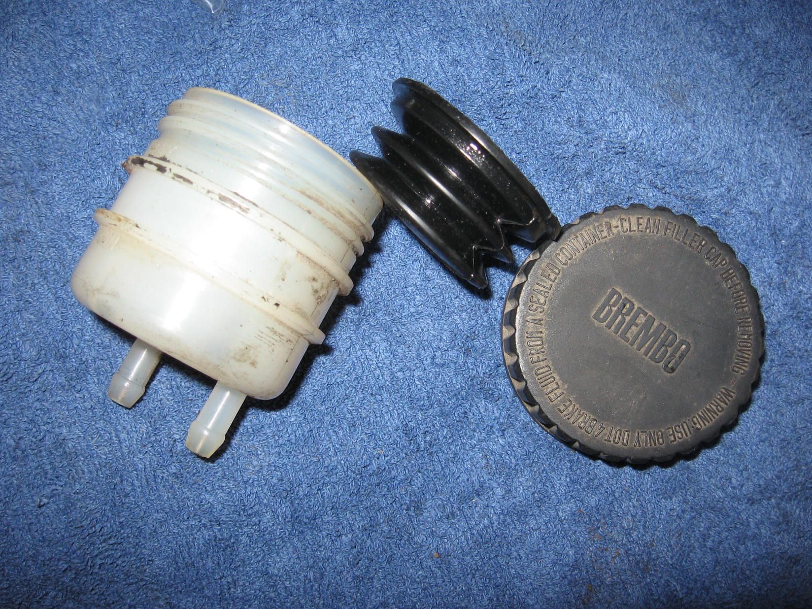 remolieresevoir achterrempotje	R100rt 1978-85 r100rs 1976-85 , k100 ,lt,rs,rt, k75	34311241961