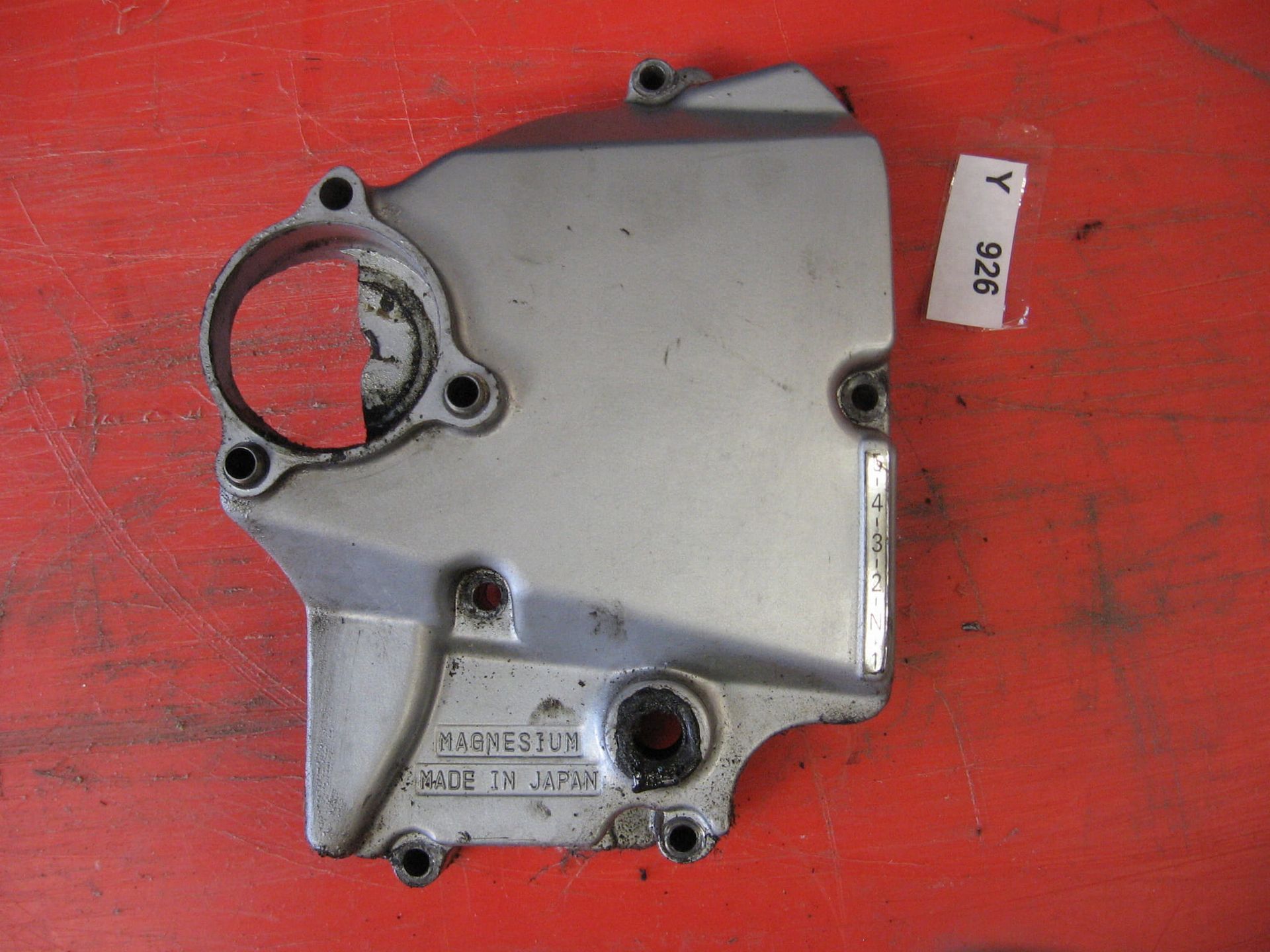 blokdeksel voortandwiel , koppelingscilinder	Fzr1000 89-95 , gts1000 93-94	3GM-15410-00