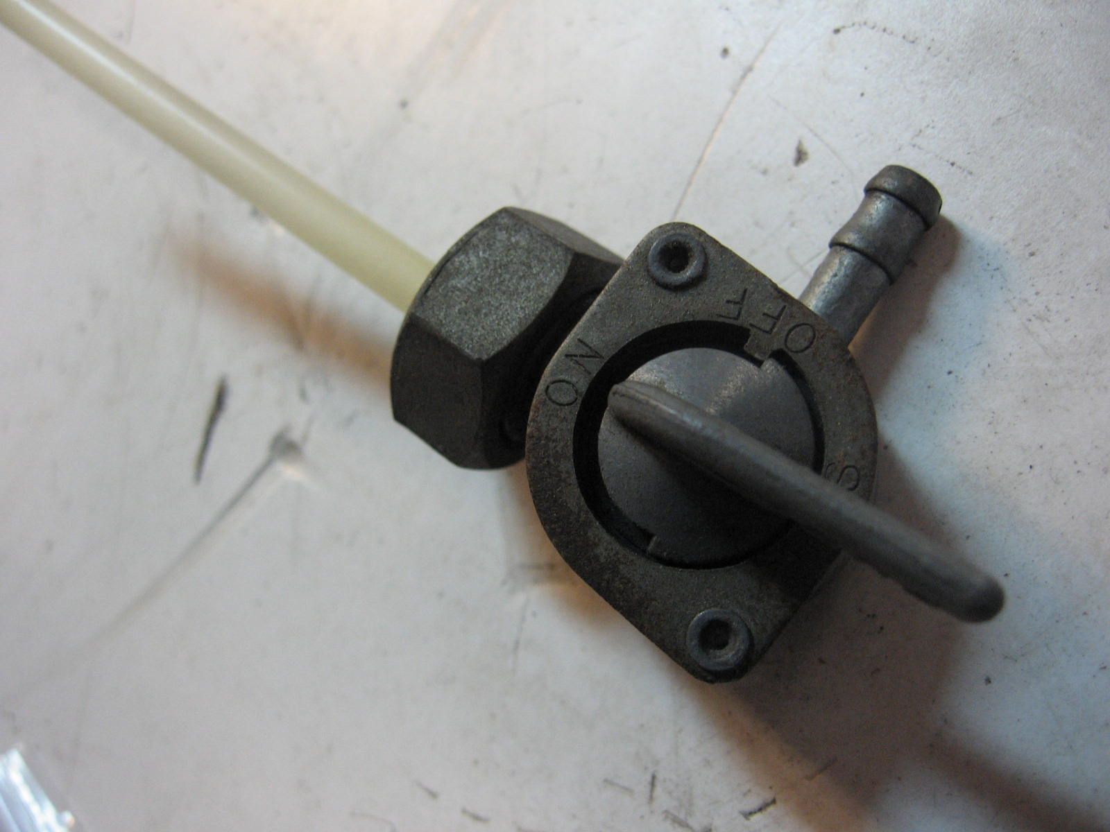 benzinekraan cx500 cb400 16950-385-703