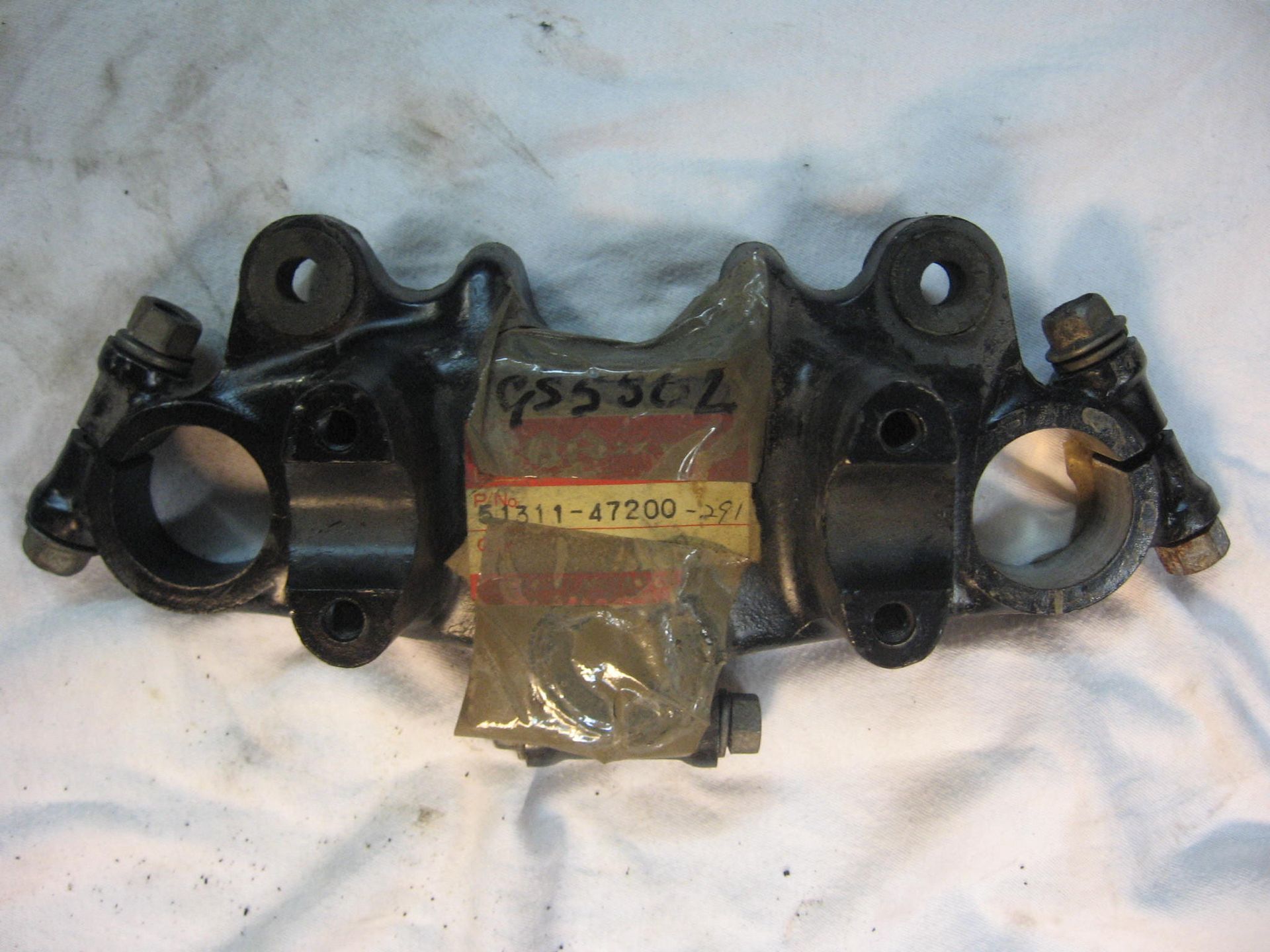 Bovenste balhoofdplaat -- GS 550 L 1979-80 / gs 750 L 1980-81		51311-47200-291