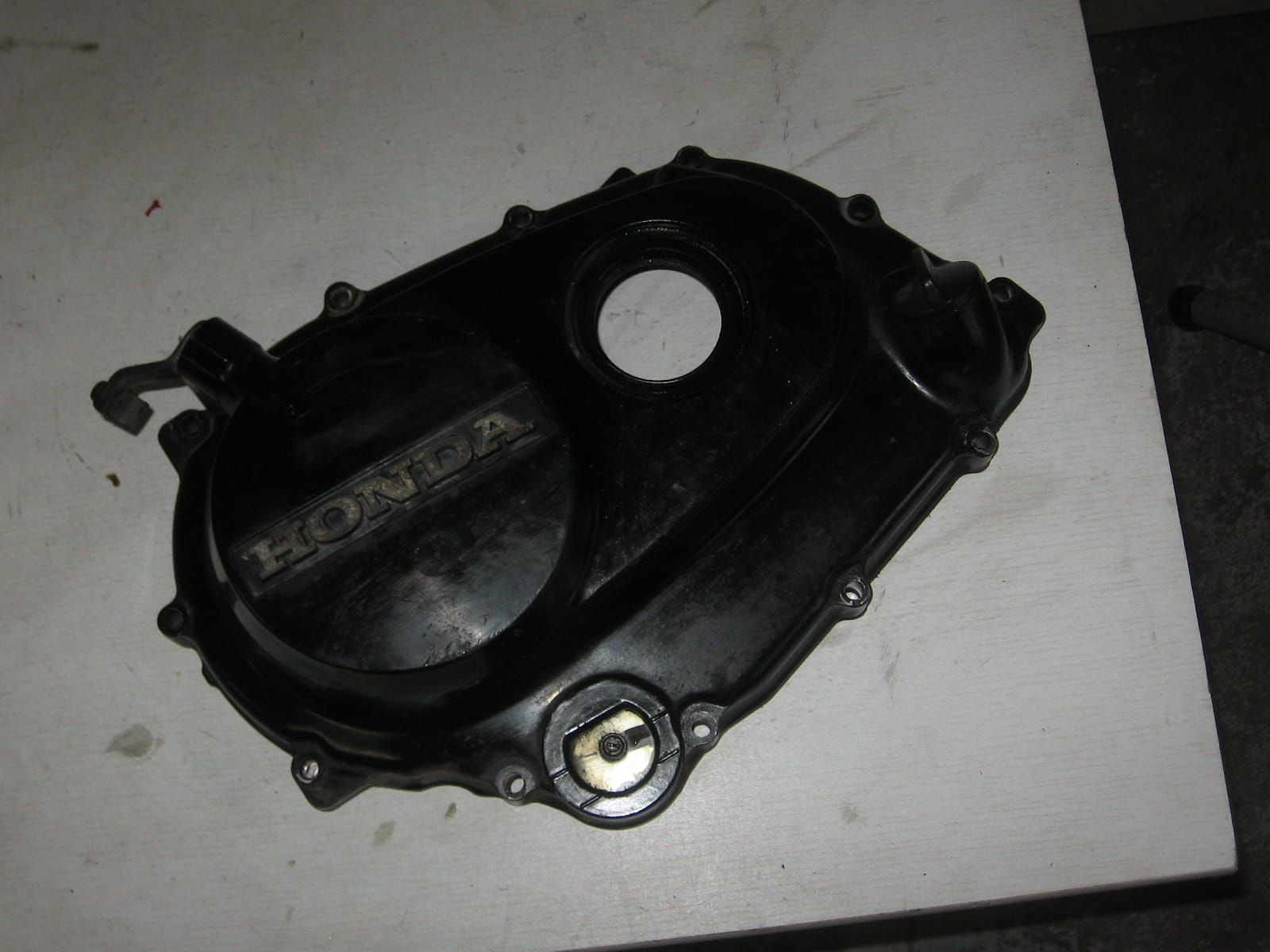 blokdeksel rechts , koppelingsdeksel	Vtr250 1988-90  	11330-kv0-700