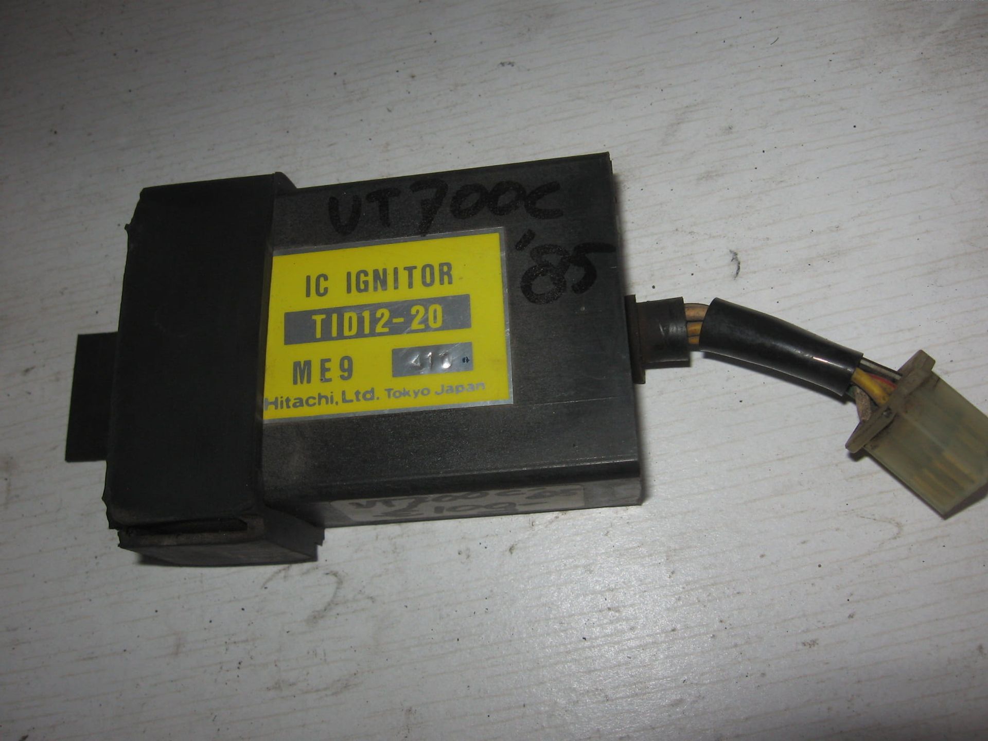 Cdi , ontstekings unit	Vt700c 1985-86	30410-me9-005