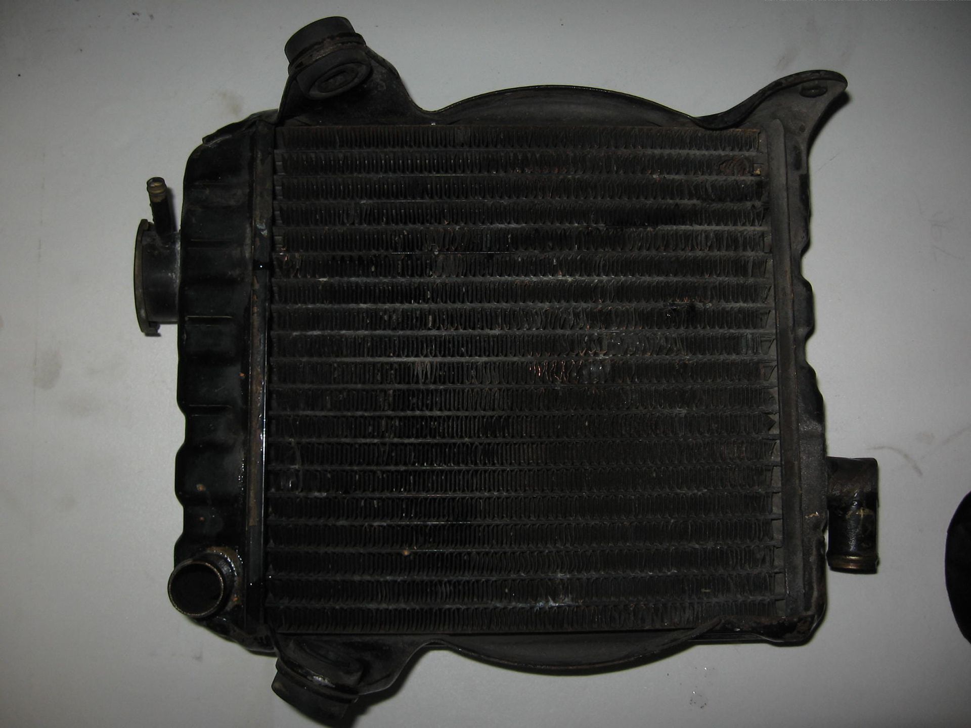 radiator met ronding bij ventilator // cx500		19110-449-770	19110-449-771 , 19110-449-004