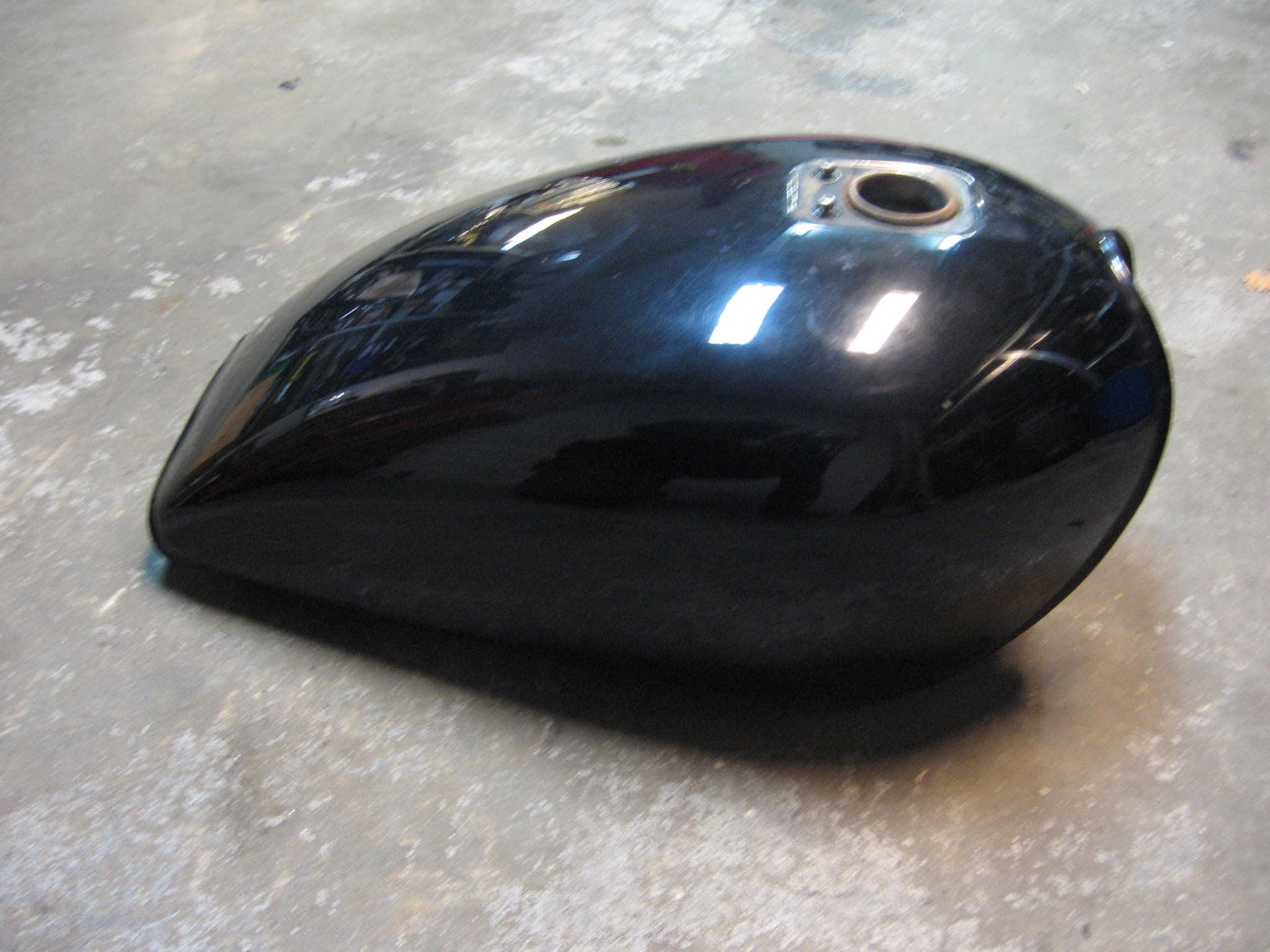 Benzinetank // kz750h2 ltd-4  1980-83		51001-1050 / 51001– 5073 , 51001-5132