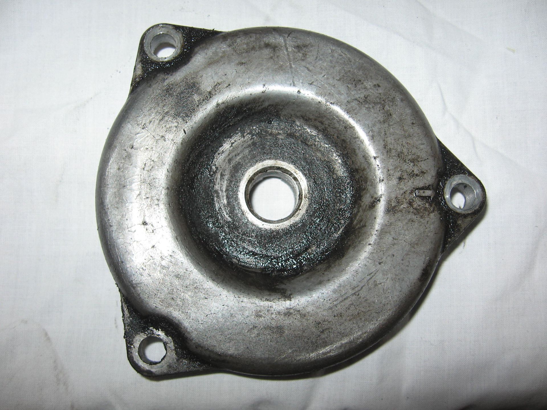 deksel vaste oliefilter onderkant blok // gn250 		16523-38200