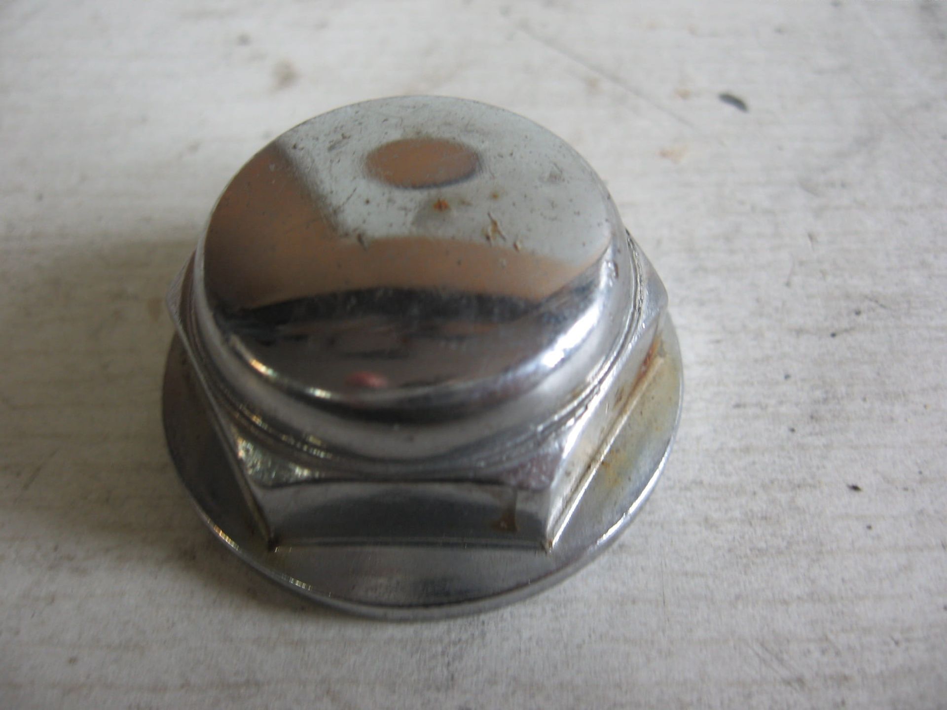 dopflensmoer bovenste balhoofdplaat	Cmx450c 1986-87	90304-mk3-000