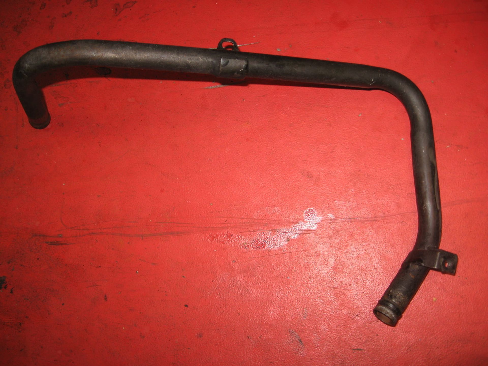 Waterpijp A1 , onderstepijp voorste cilinder , zijkant	Vt700c 84-85 vt750c 83	19501-me9-000