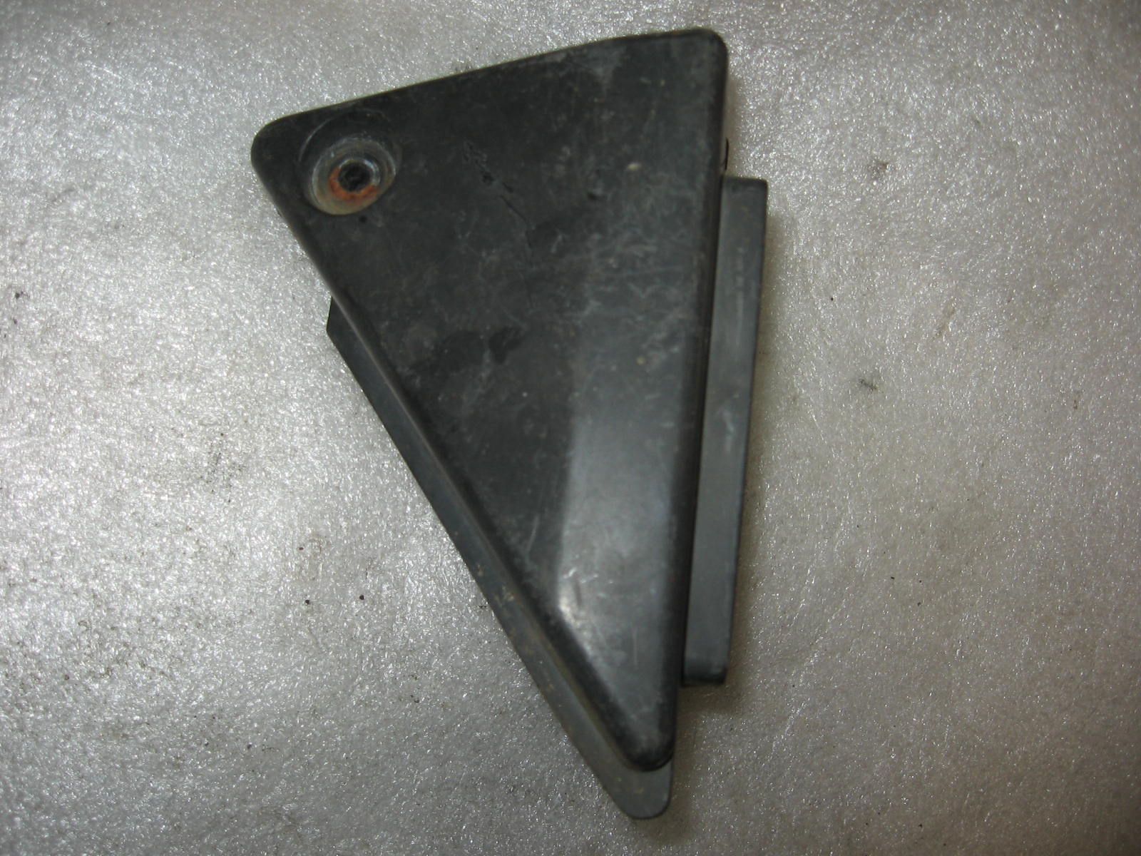 Zijkap Frame rechts , deksel electro	Cmx250c 85	83540-kr3-000		, Beschadigd , verkleurd