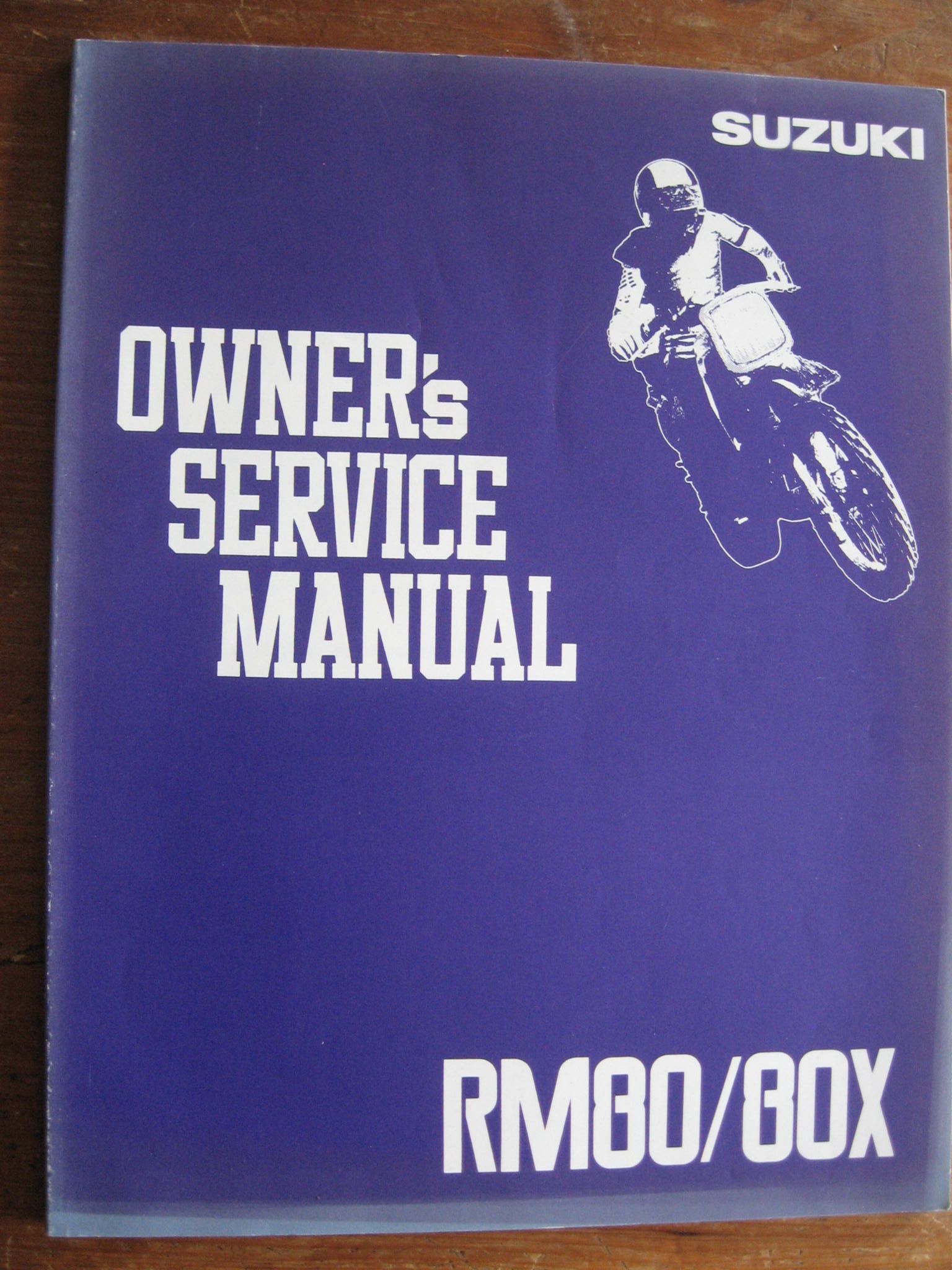 Suzuki owners maintenance manual / origineel eigenaars werkplaatshandboek mei 1990	RM80 RM80X		99011-02B25-01A	taal: engels conditie : nieuw kaft verkleurd  (1)