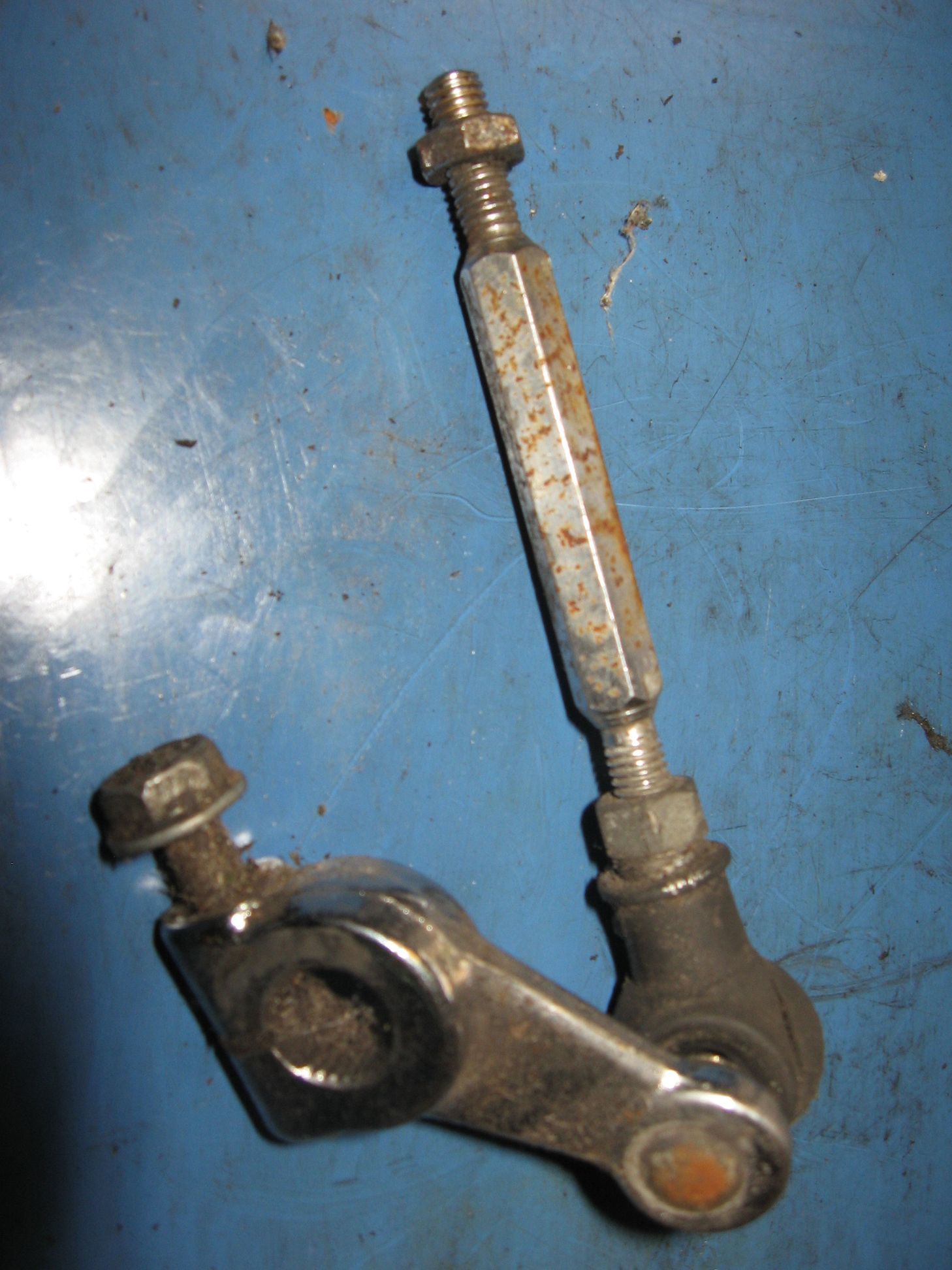 schakelarm met verbindingsstang	Cb750f 79-82  	 24710-425-610,90065-425-610