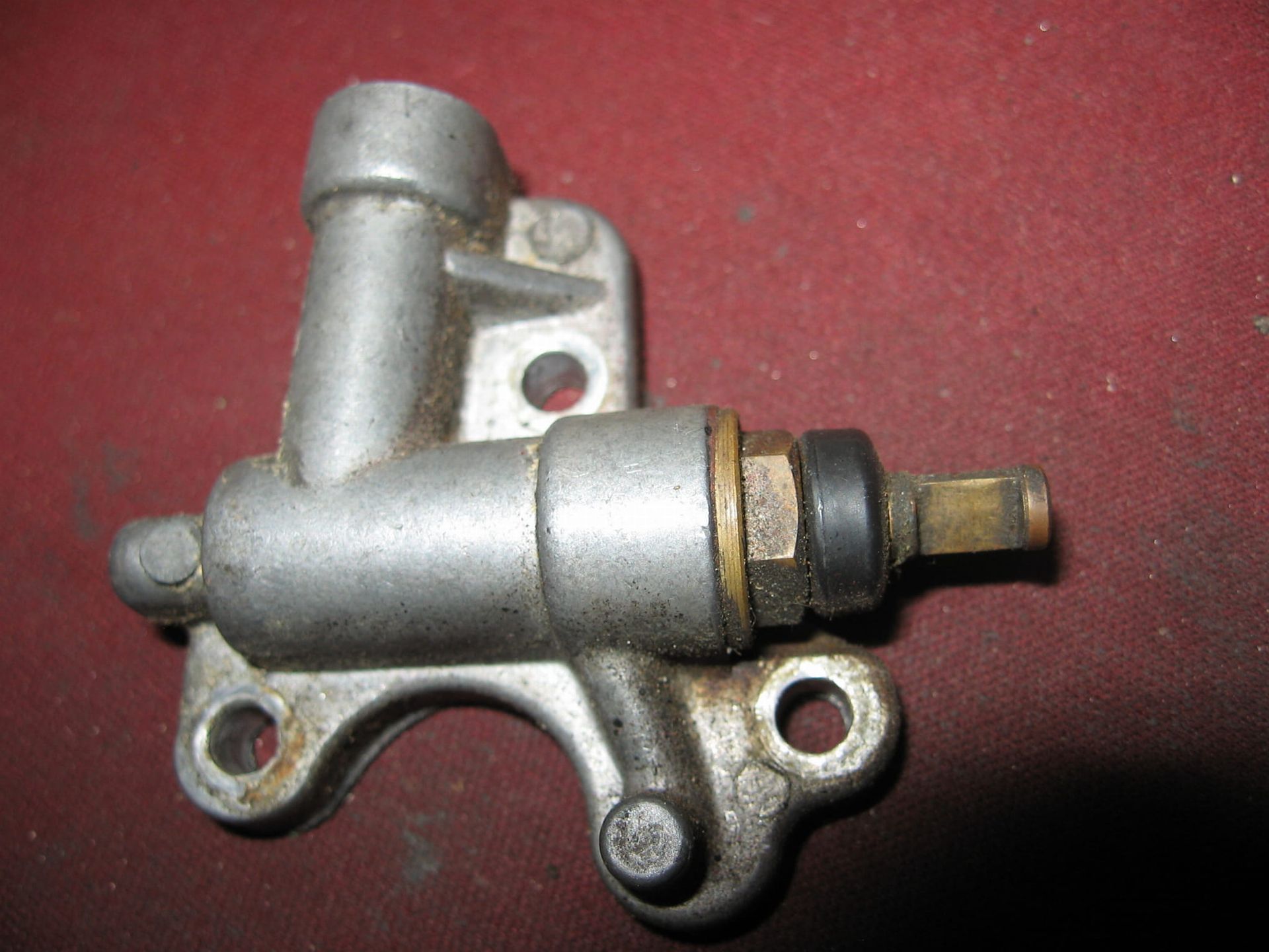 Starterbody , chokeplunjer met behuizing	gs450 gs425