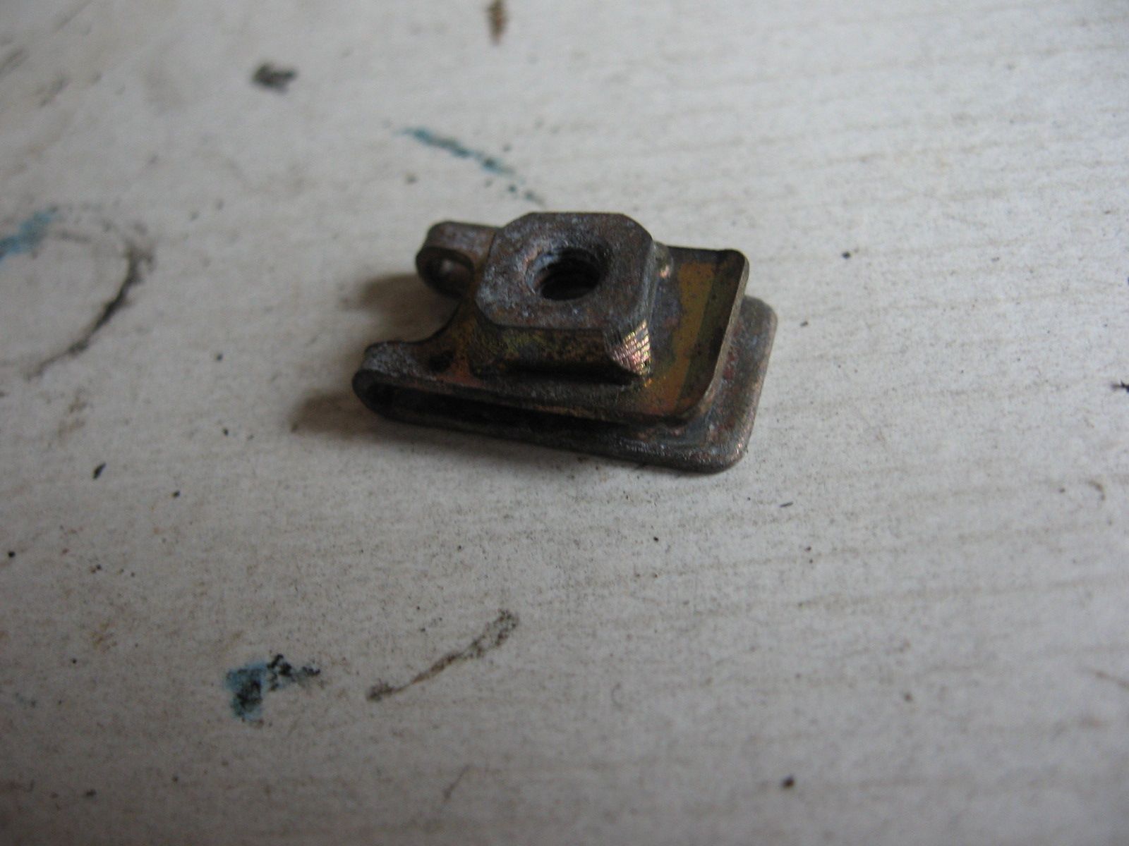 clipmoer 4mm	Vfr400rg 1986 cbr1000f 1987-91	64527-ke8-000