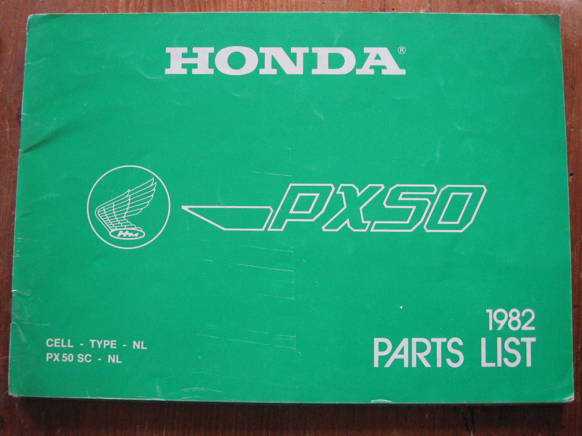 honda origineel partslist ( parts catalog ) voor model 1982	PX50 / PX50 SC -NL			taal: engels conditie: als nieuw