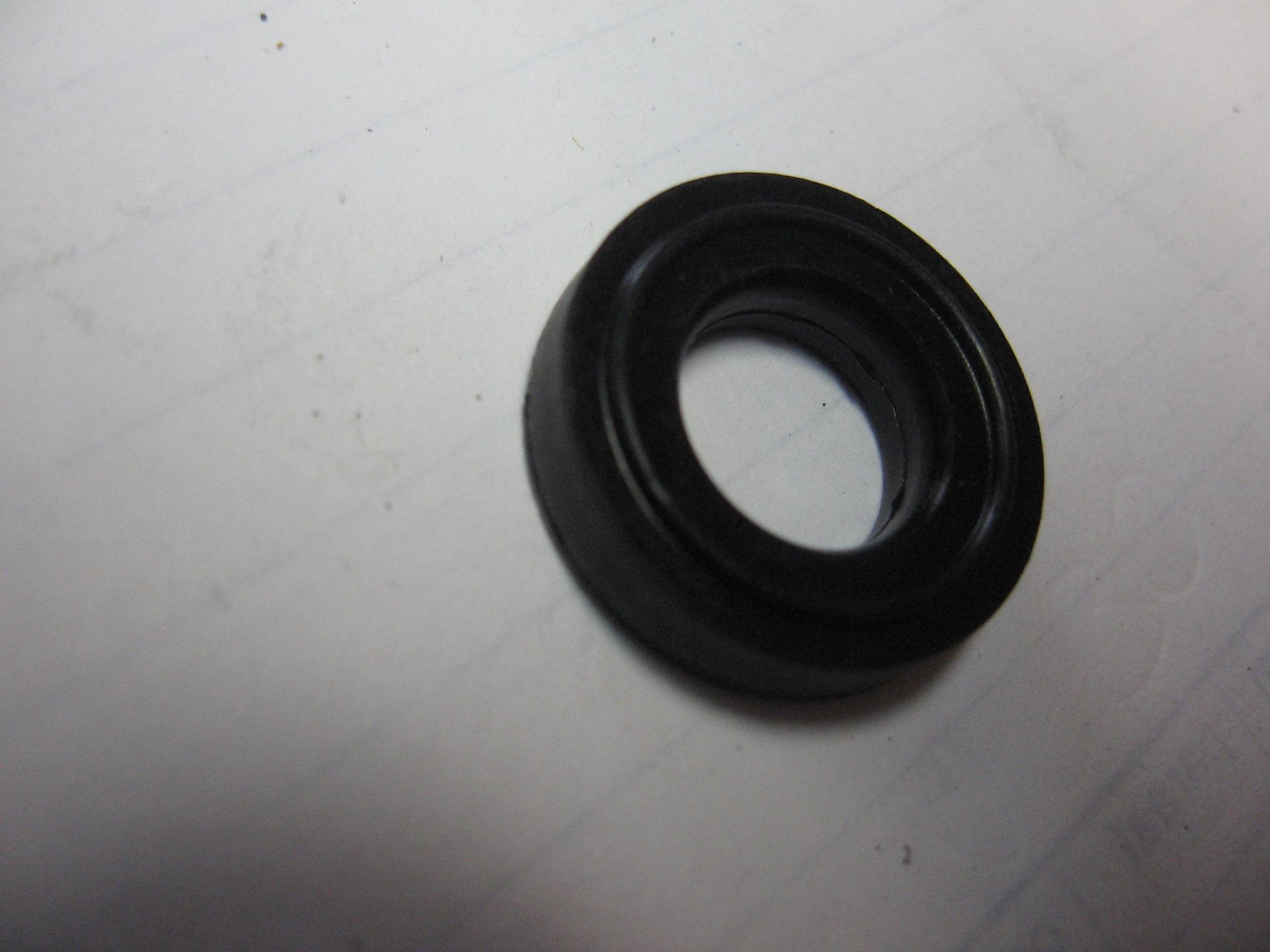 3 stuks afdichting kleppendekselbout  , zzr600    1993 -2004 ,  er-6n 06-08	nos	oem		92055-1352