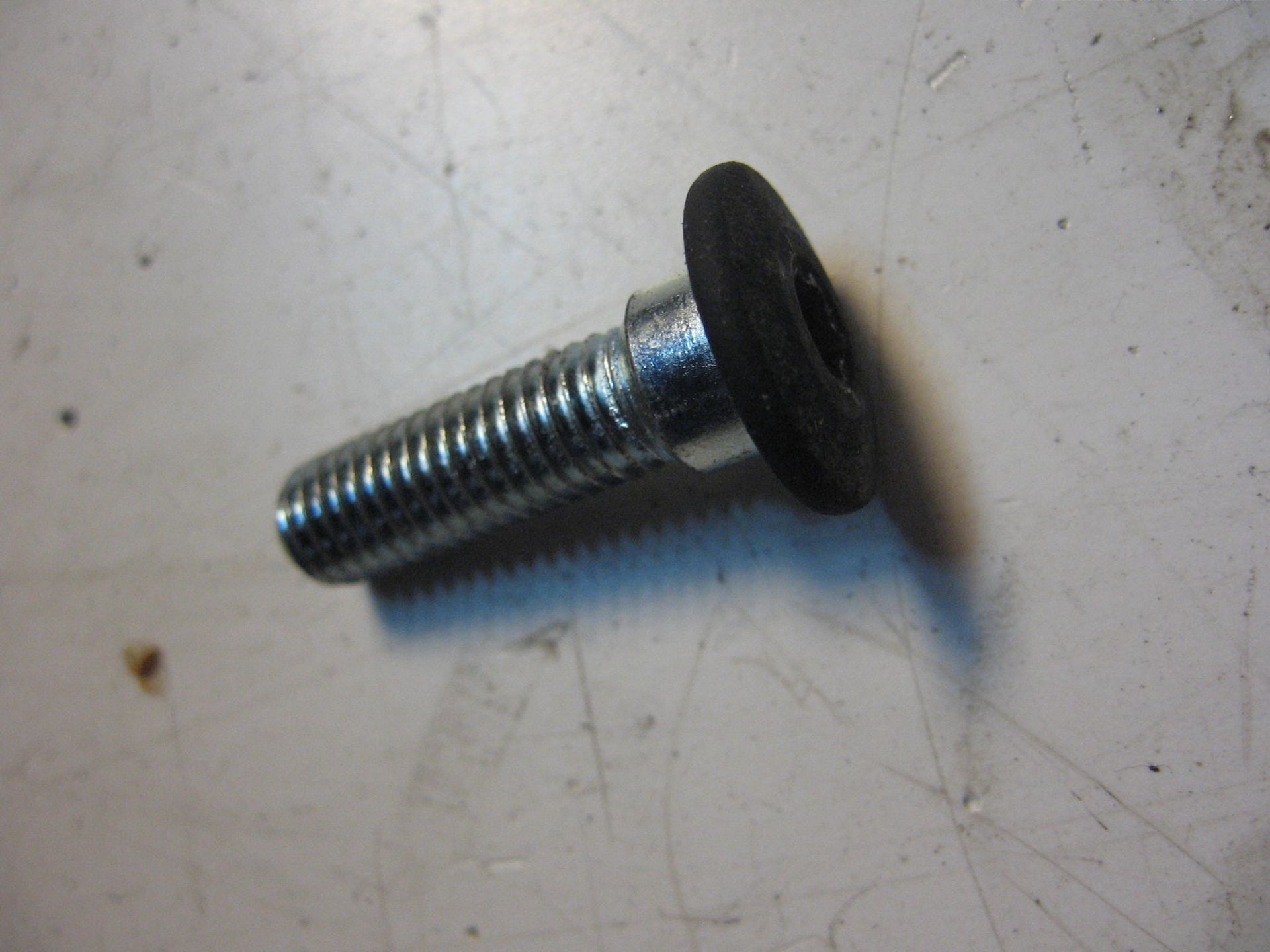 bout remschijfbevesteging voor  // kz750 80-84 , kz550 , 92001-1951	92150-1771