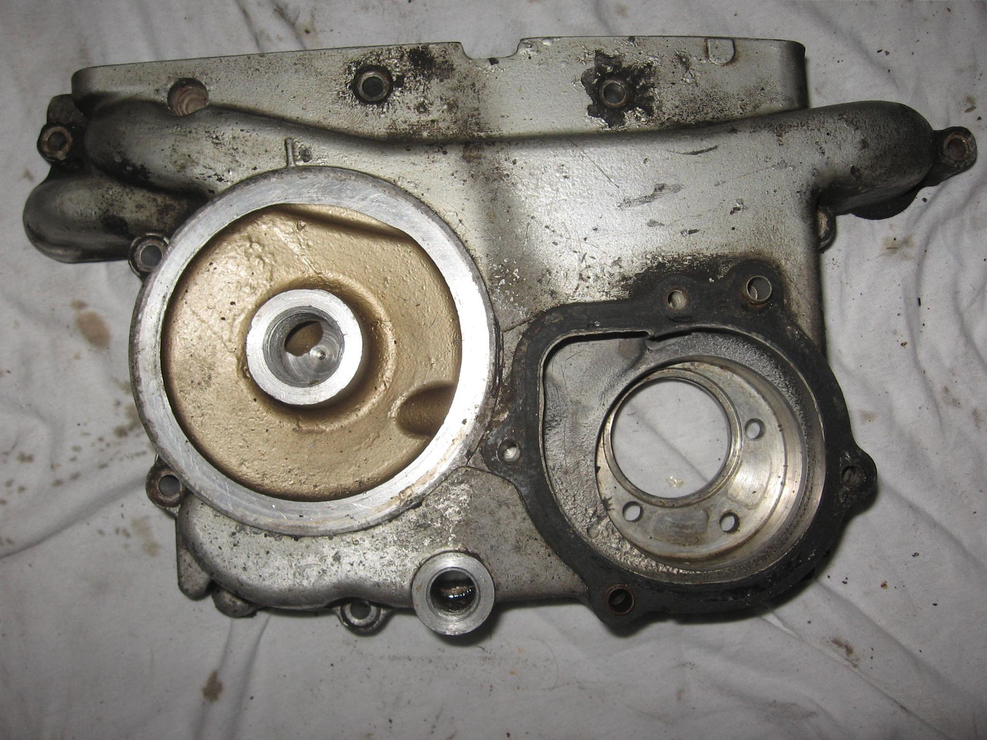 blokdeksel voor / transmission cover -- GL1000		11360-371-000	11360-463-000