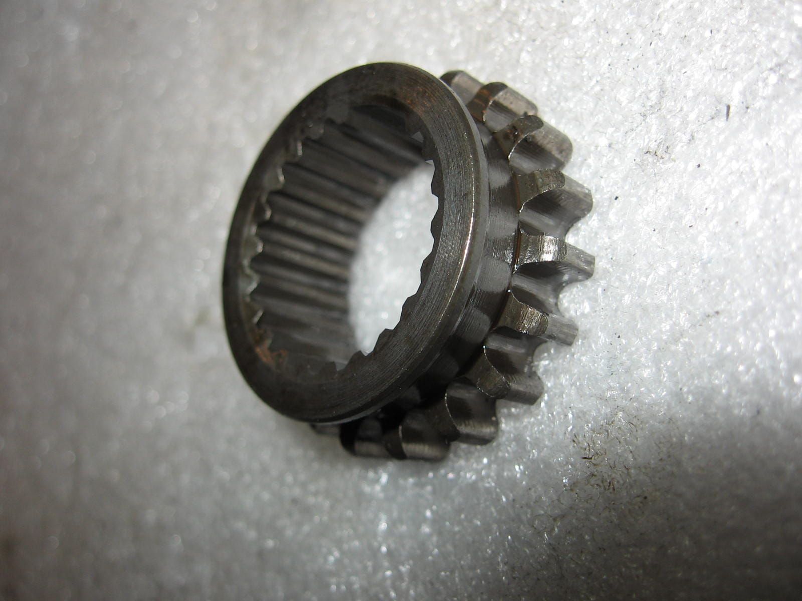 timing sprocket , kettingwiel nokkenasketting op nokkenas	Xbr500 1986 , xl600r83-87,xr500r  82-84 , xr600r 85-87	14312-mk4-600