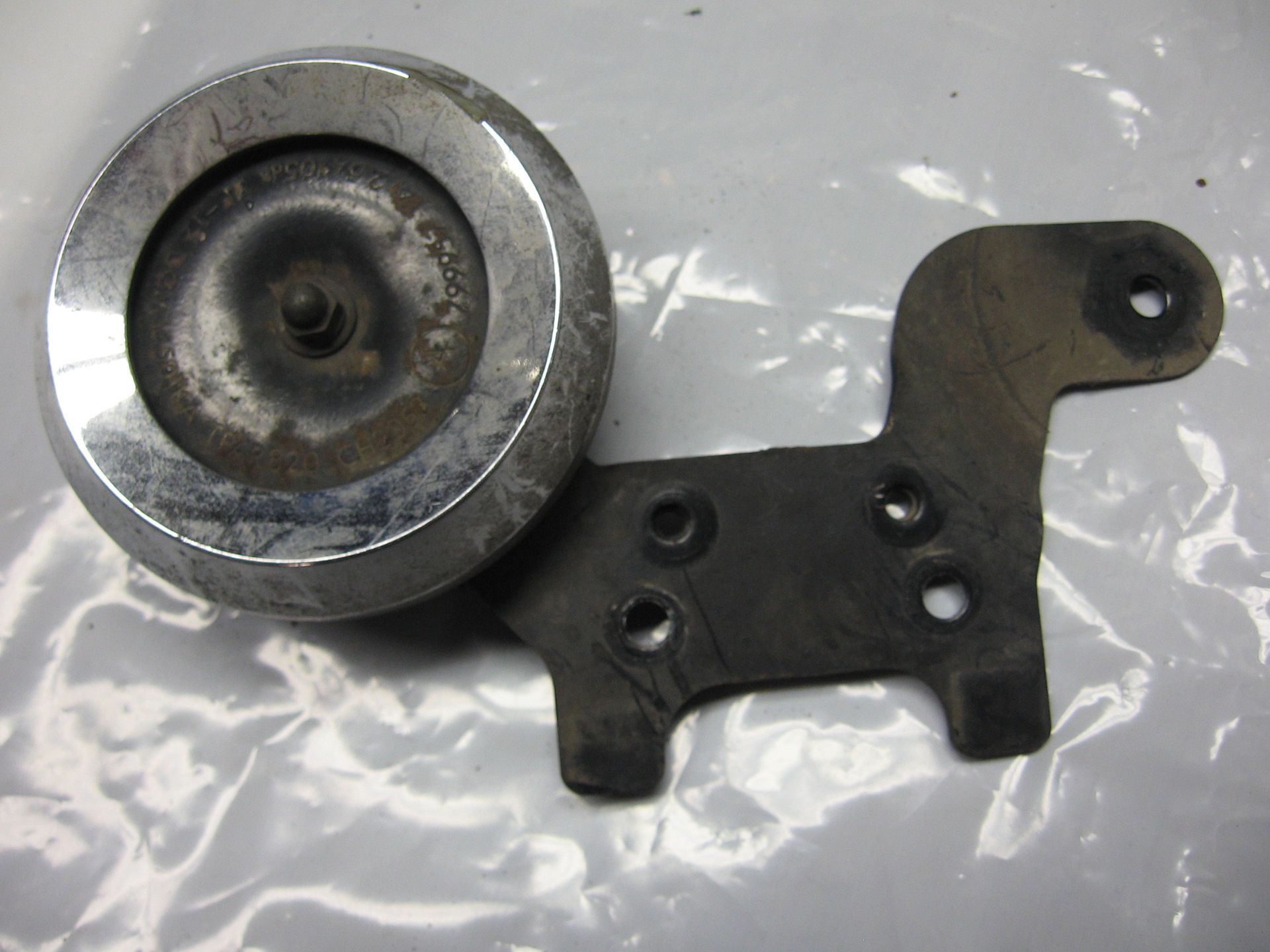 claxon met beugel	ltd454  	27003-1217