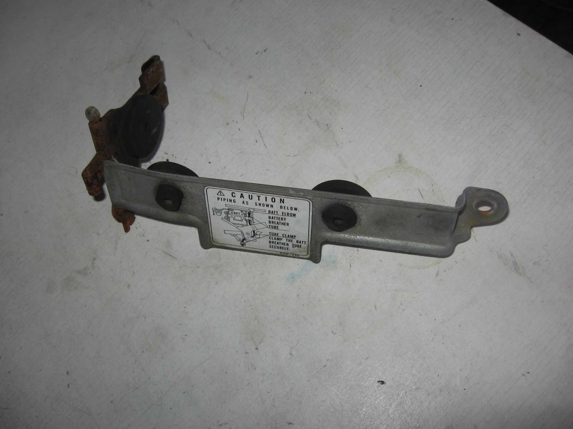 beugel voor accubak	Vtr250 1988-90	50326-km3-000 ,50327-km3-010