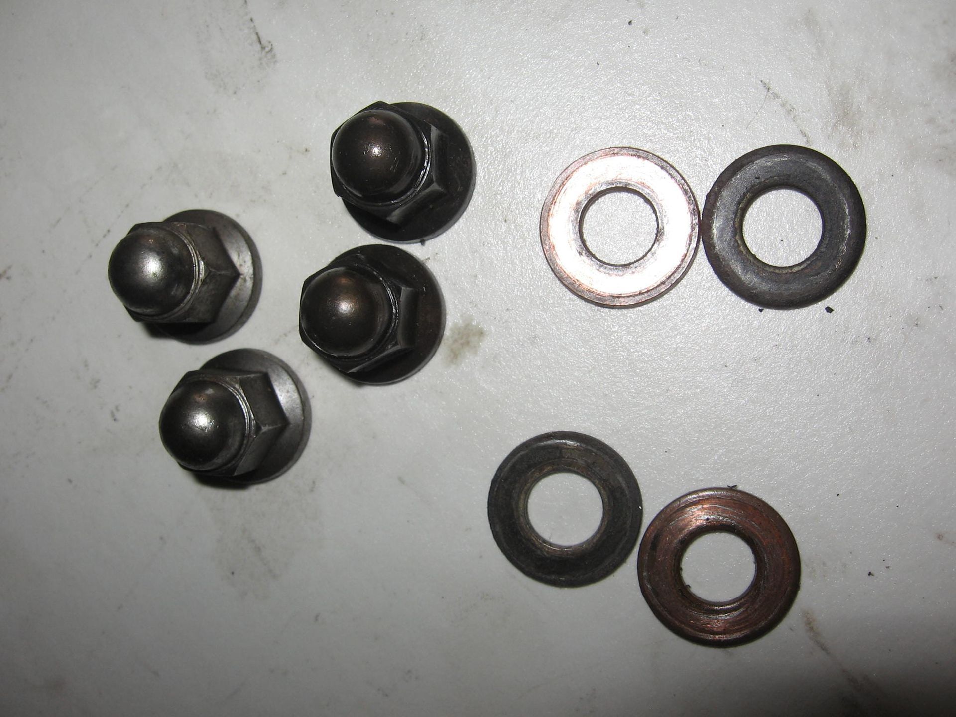 4x Flensdopmoer , kopbevestigingsmoer + ring// gn250 		09159-10026 + 09160-10039