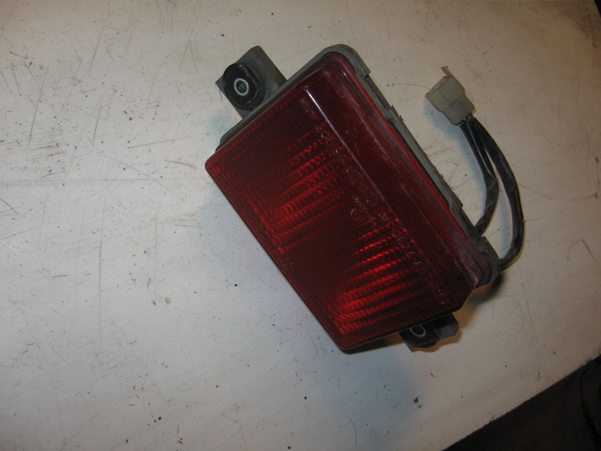 Achterlicht // gpx600r zx600c 1988-97		23025-1166