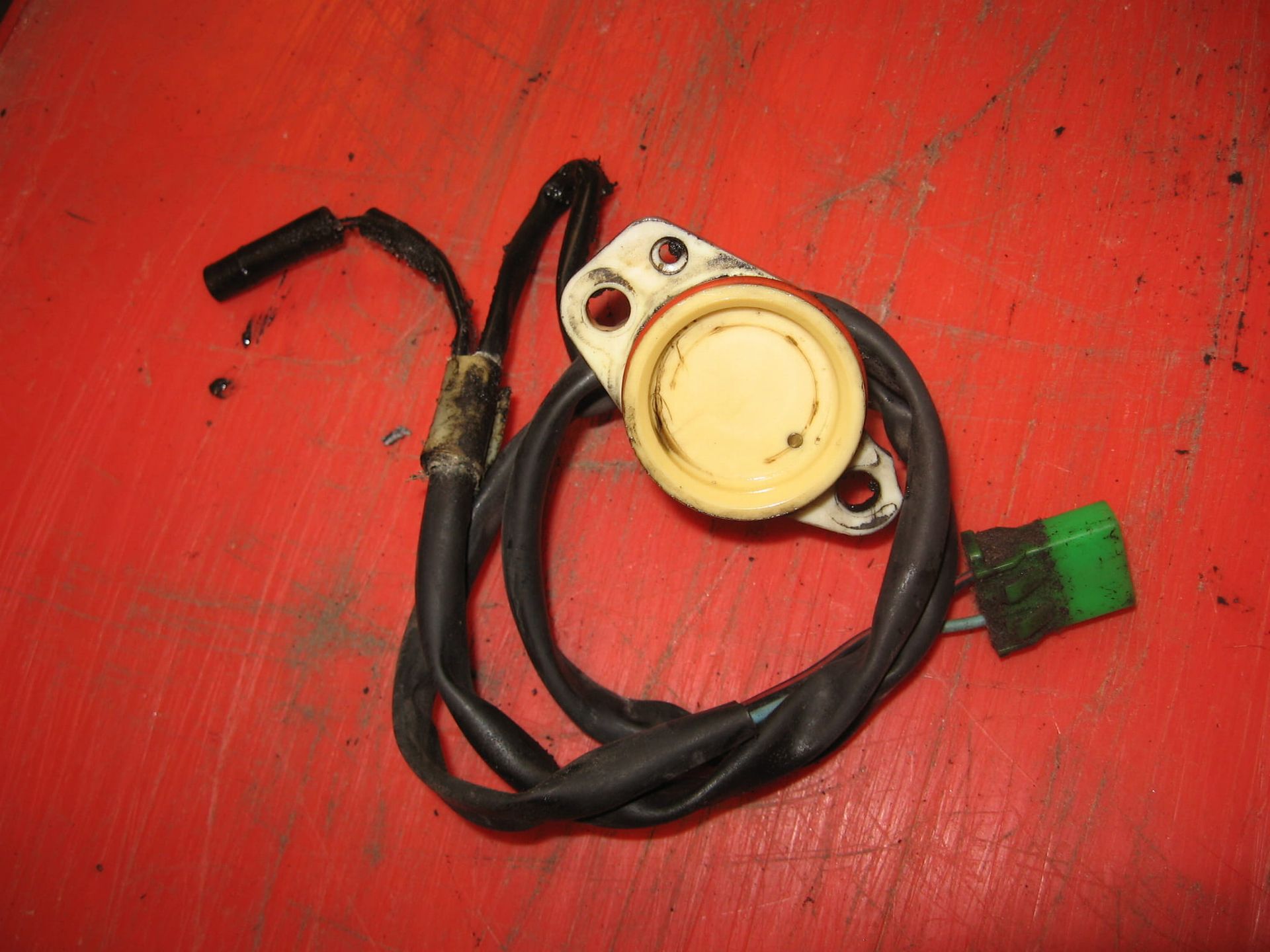 vrijstandschakelaar	Fzr1000 88-95  	1AE-82540-00