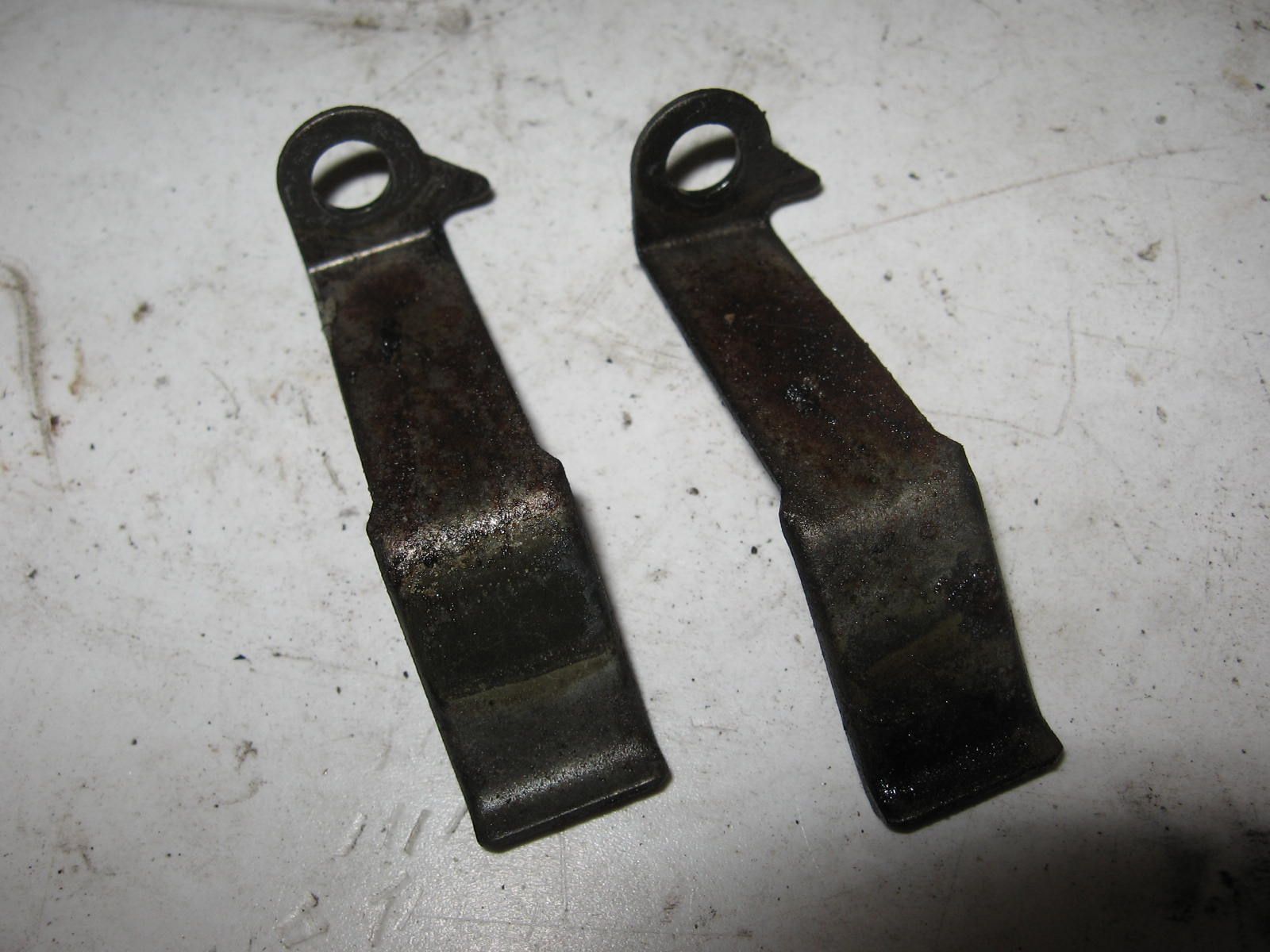 beugel kabelgeleiging rechts blok	xv700  	90462-10085	90462-10003