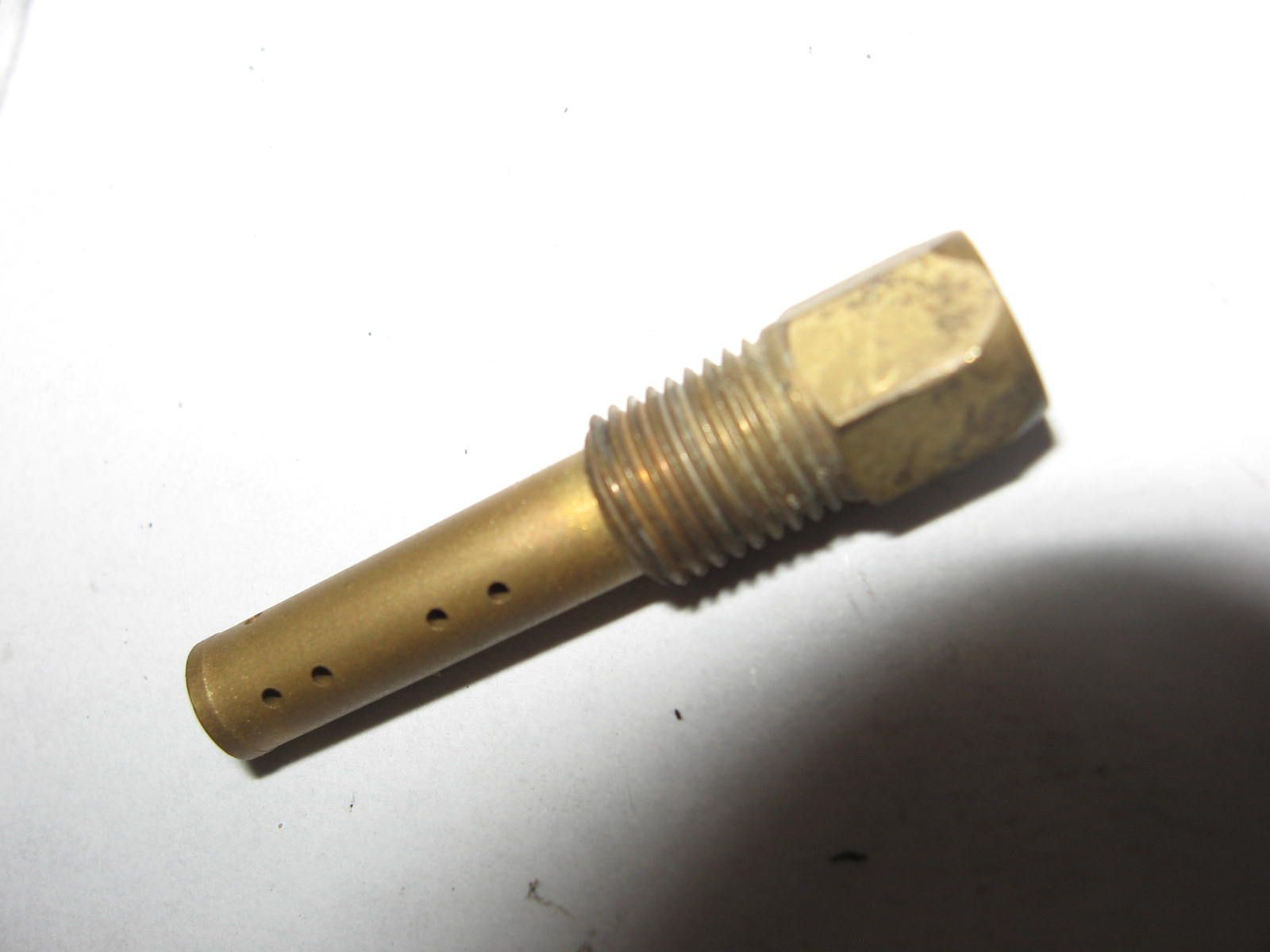 jet needle holder , gasbuis	Cb900f 1981-82 cb900c 80-82 cb650 81-82 	16165-438-003