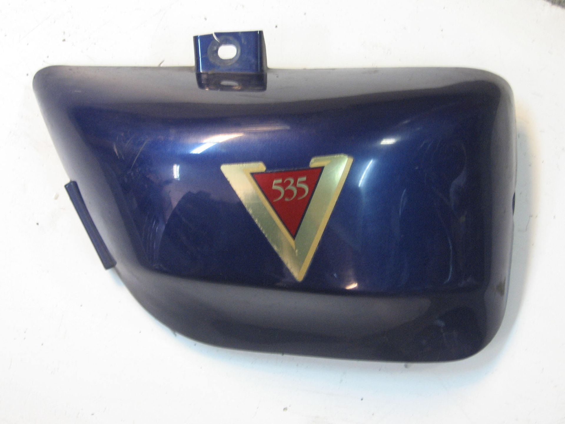 zijkap frame links -- xv535 1987 + 1987-1996		2GV-21711-00	scheurtjes bout bevesteging