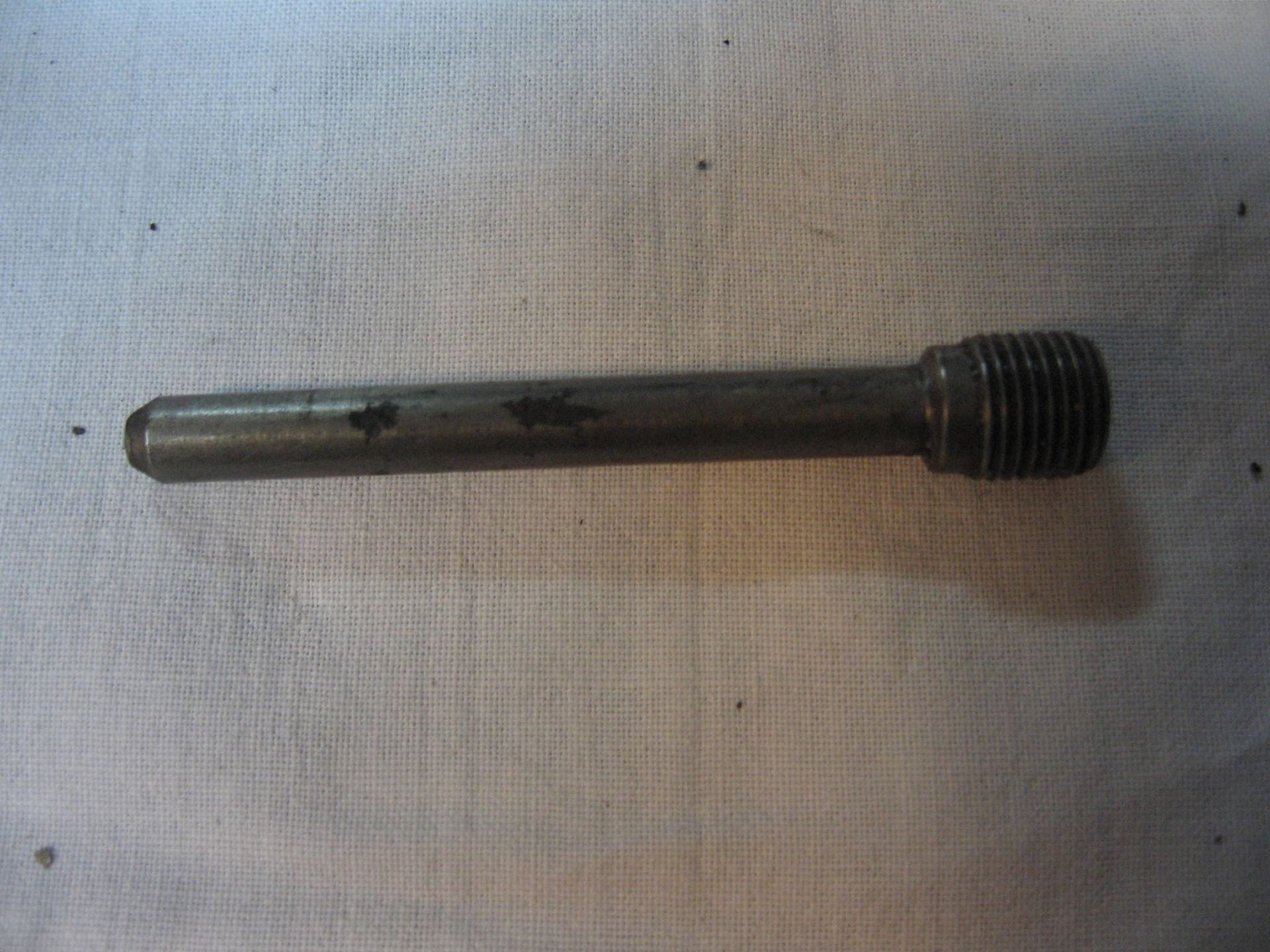 pin remblok bevesteging -- vfr400 1986		45215-ka3-731	45215-ka3-732