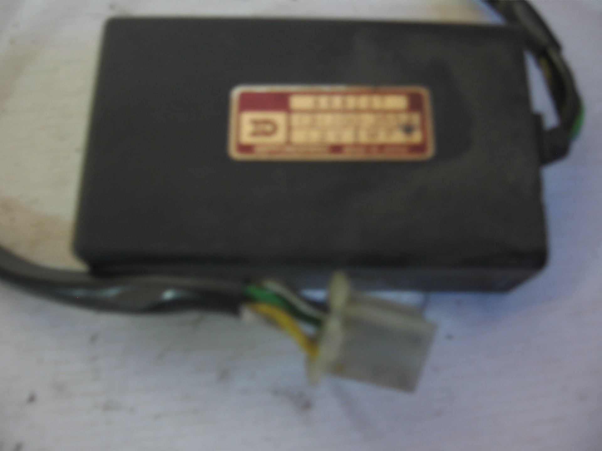 cdi , ontstekingsunit 	Vt500c 1983-84	30400-mf5-771