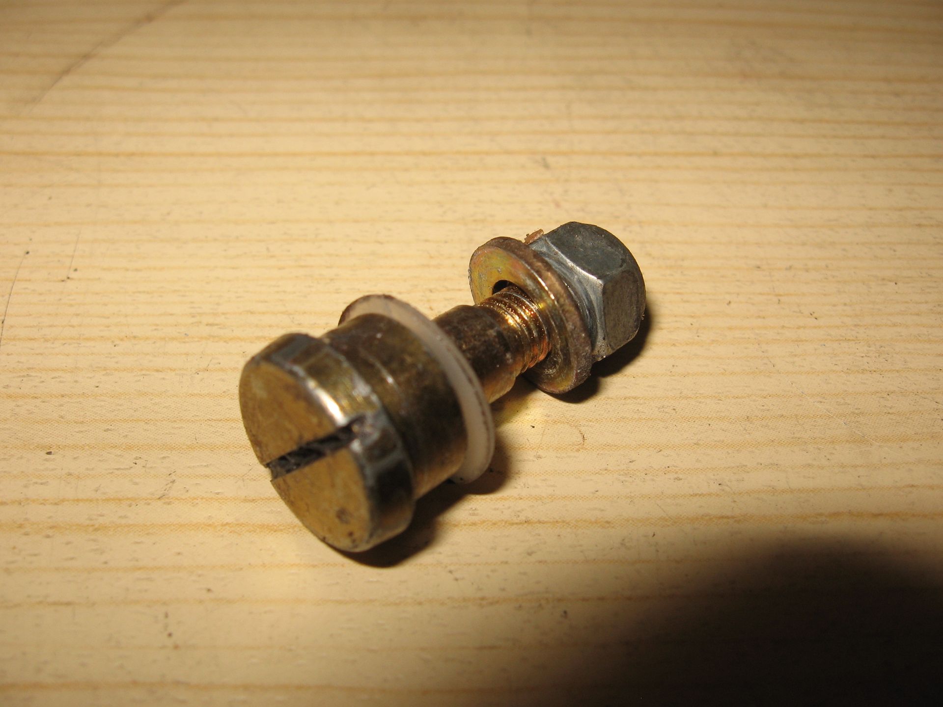 Bout spiegelsteun kort  28mm		46631453887
