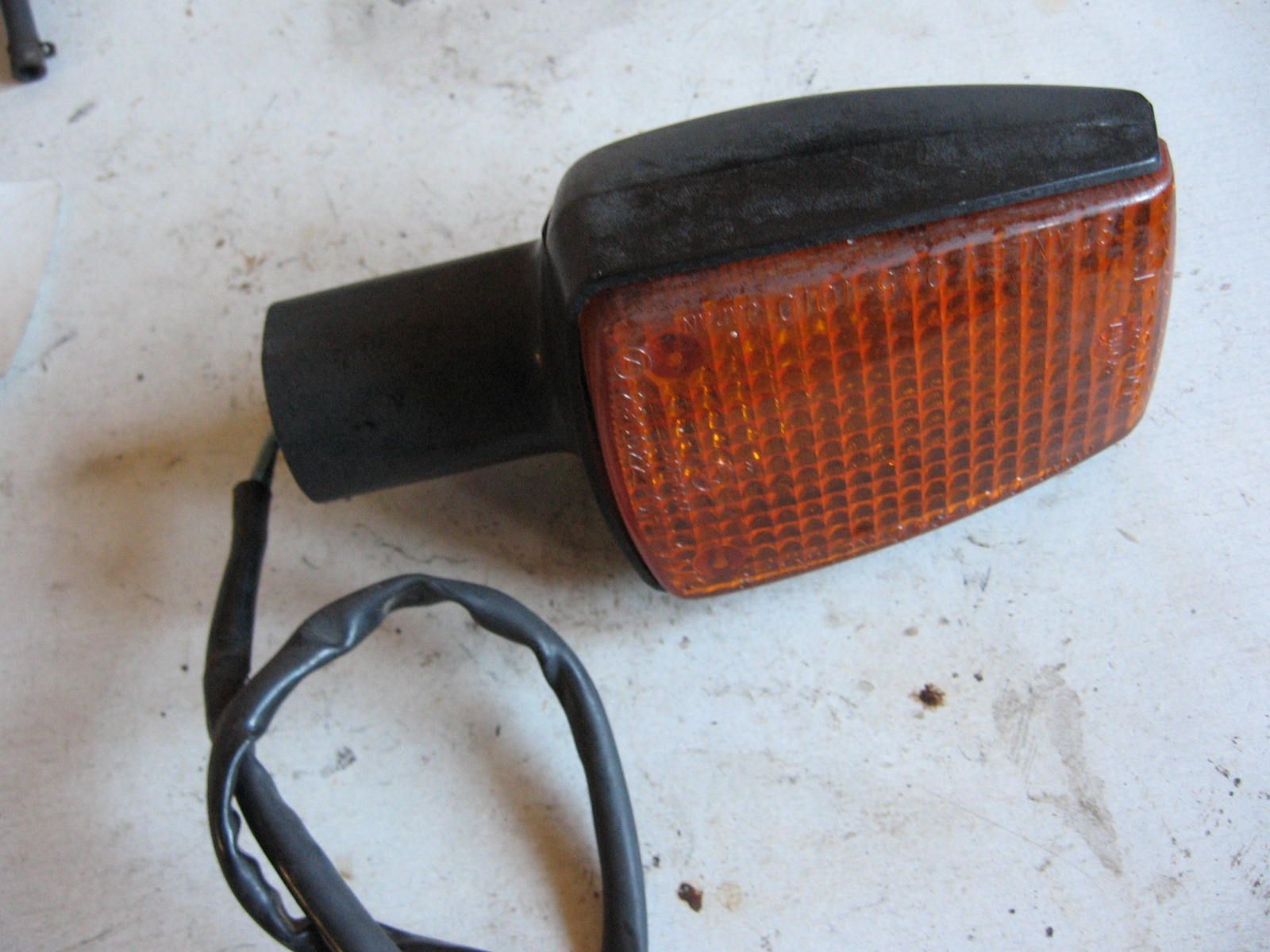 knipperlicht achter, zonder stekker	Vf750sc 1982-83	33600-mb0-679