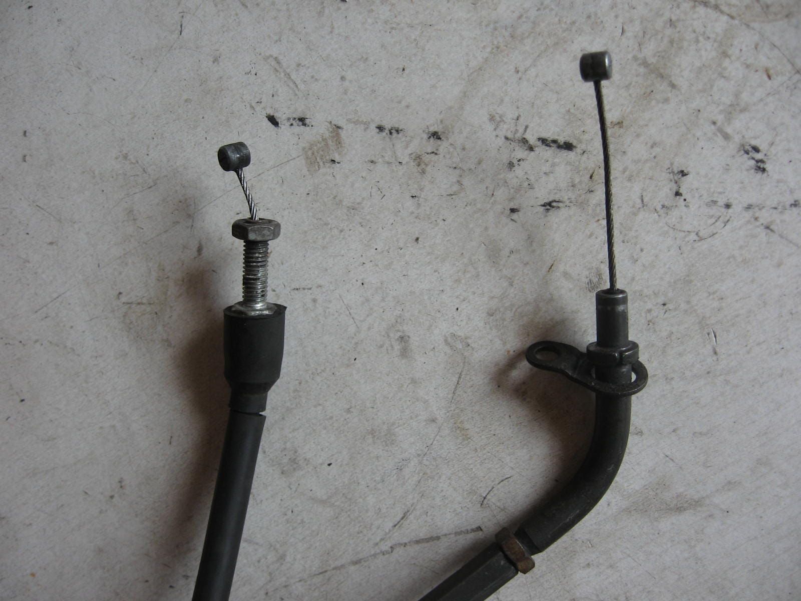 gaskabel	Gsx600f 1988-97	58300-19c10	58300-19c00
