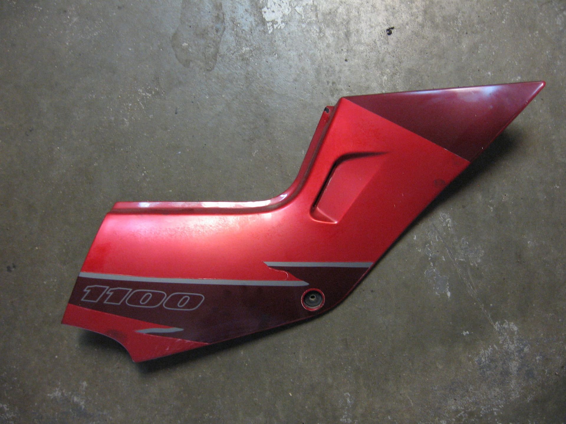 zijkap frame rechts	Gsx1100FR 88-94	47110-48D00