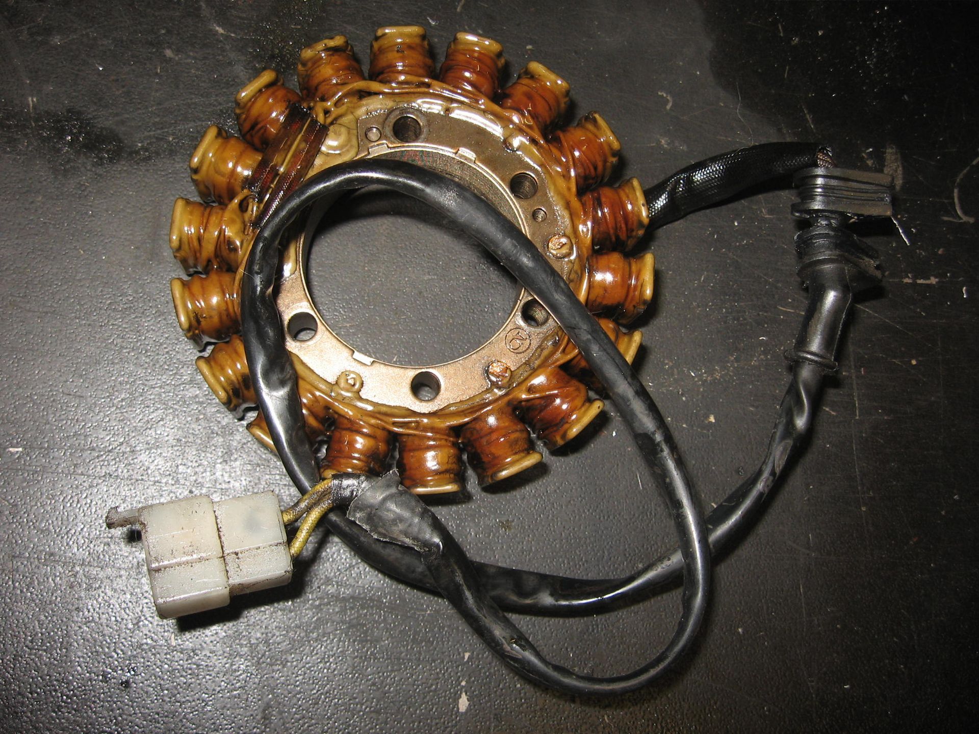 dynamospoel , dynamostator VT500 C/E/FT 1983-86 31120-mf5-004