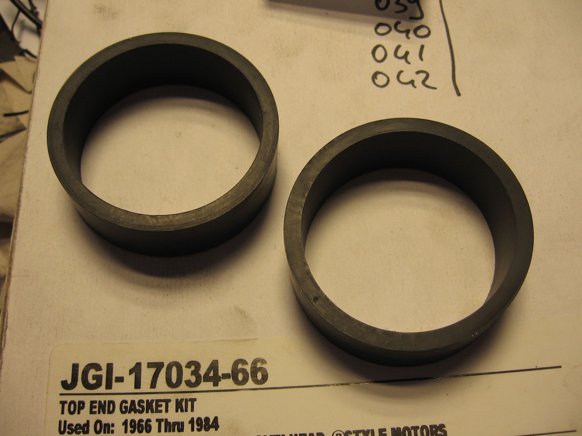 set : Manifold intake rubberseal , rubberhulzen ter afdichting inlaat shovel 78-84	zodiac			27062-78	Z 022345