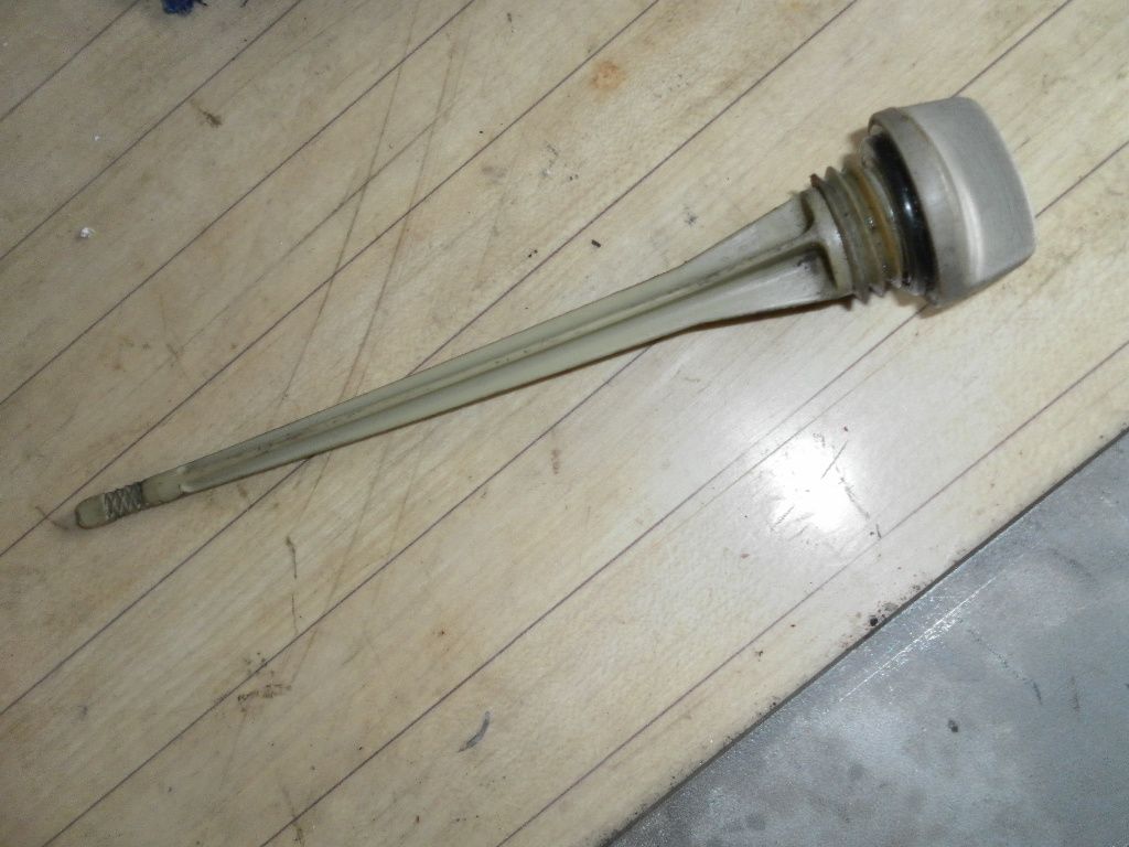 oliepeilstok	cm400 	, cb400, 15650-413-000	15650-443-790 (1)