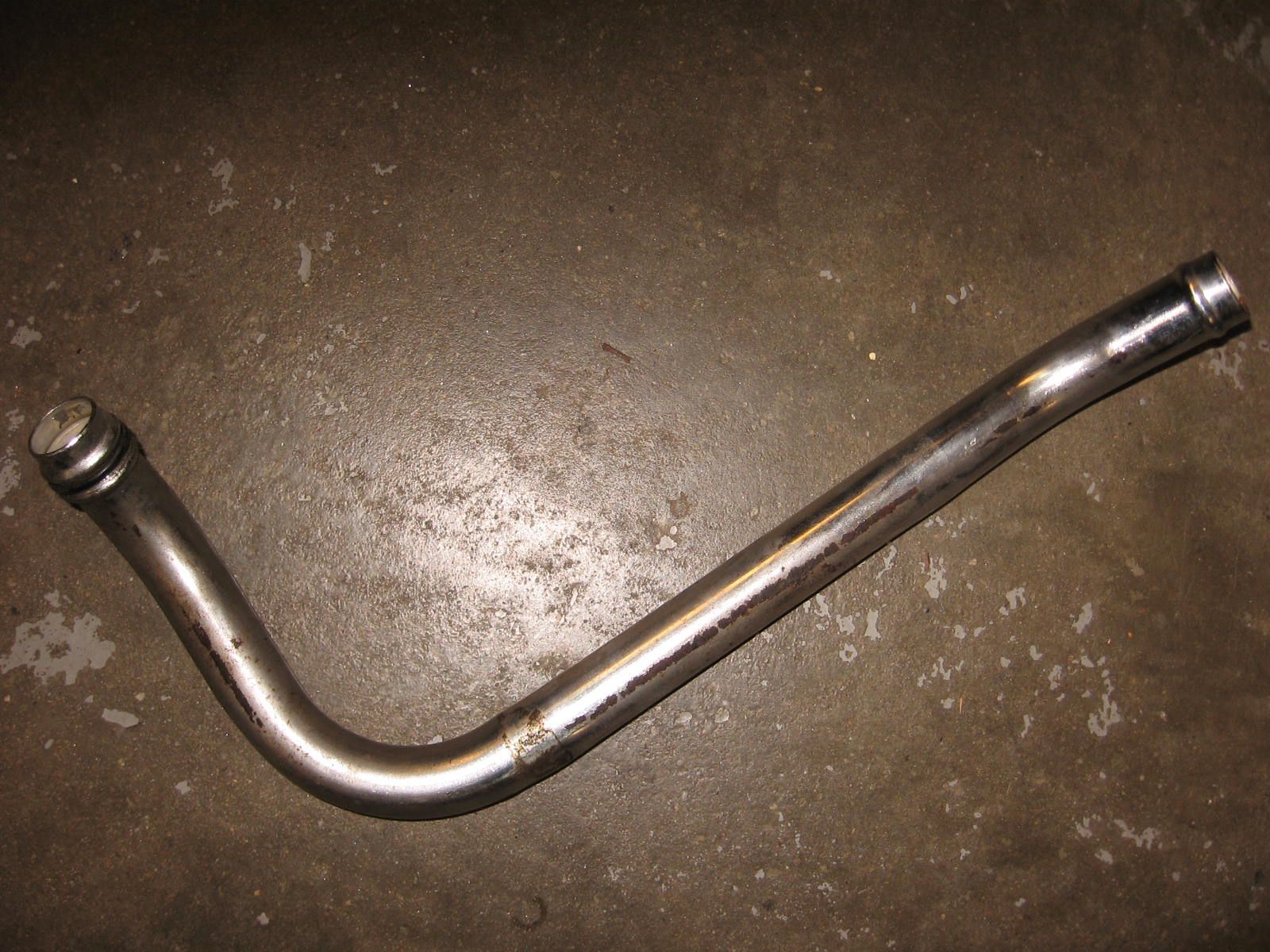 koelwaterpijp zijkantblok 	Cx500 	19504-415-000		, chroom slecht