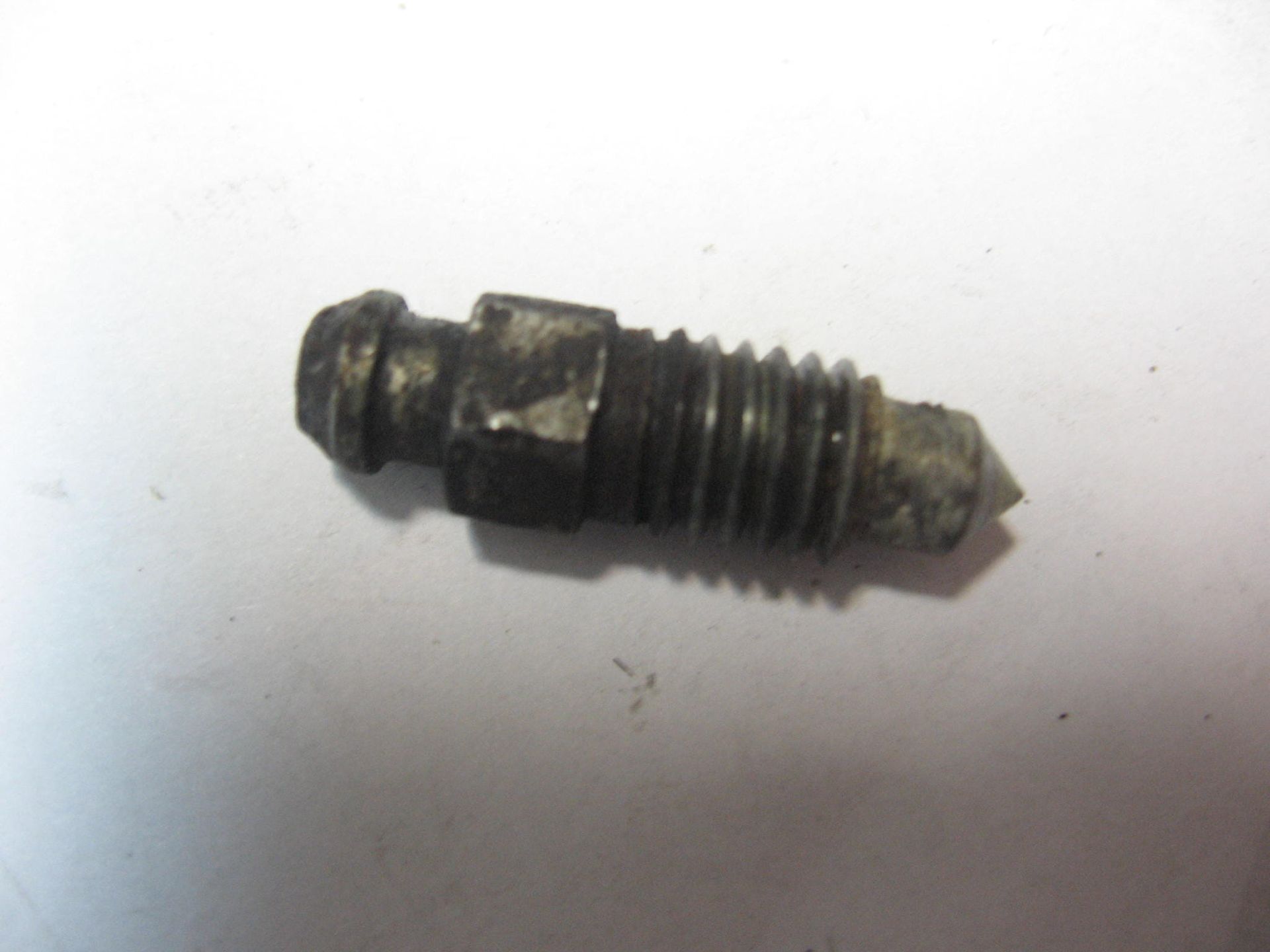 ontluchtings nippel remklauw M8x1,25		43352-568-003