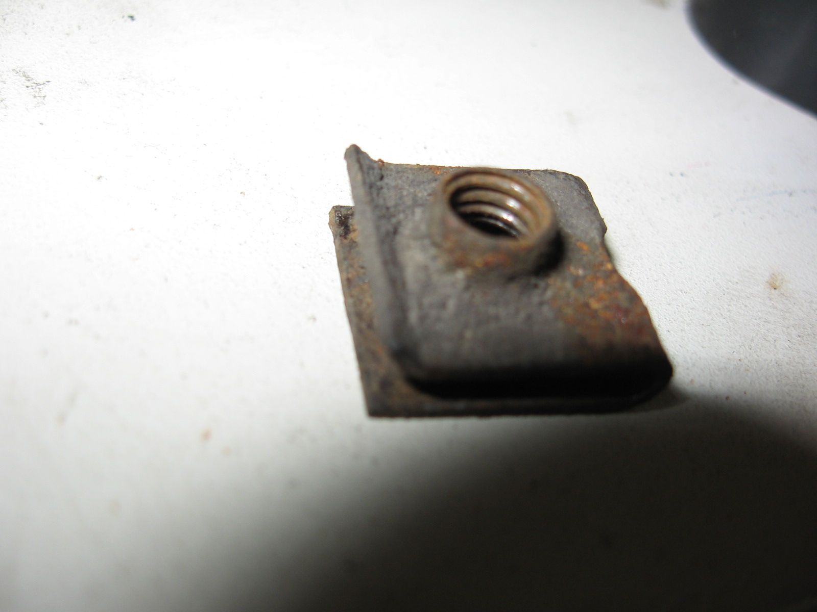 nut clip 6mm	St1100 1991-2003  	90320-mm5-000