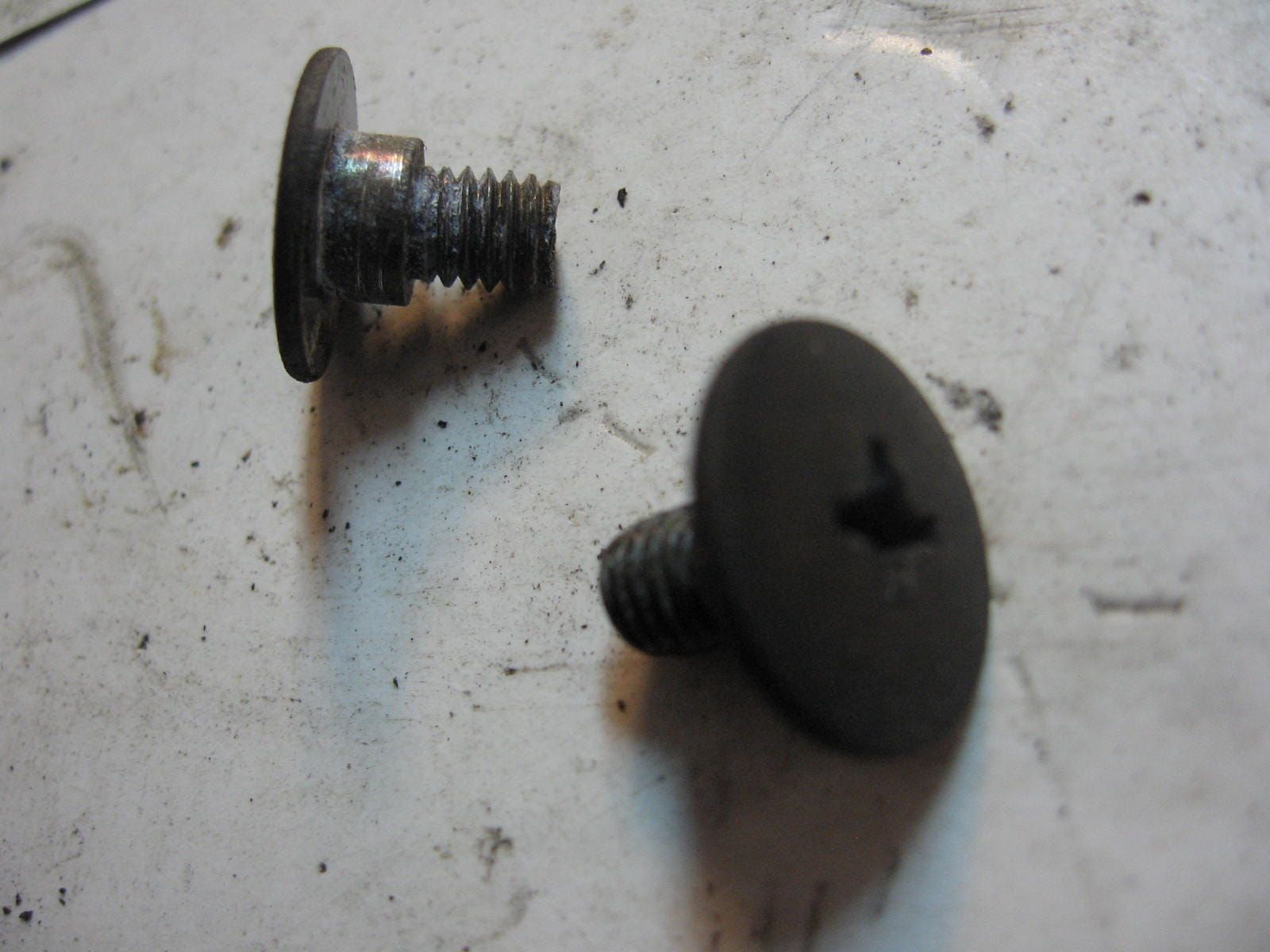 1x bout m6x12 bevestiging knipperlicht	Vf750sc 1982-83 cb1000 94-95	90380-ma6-010